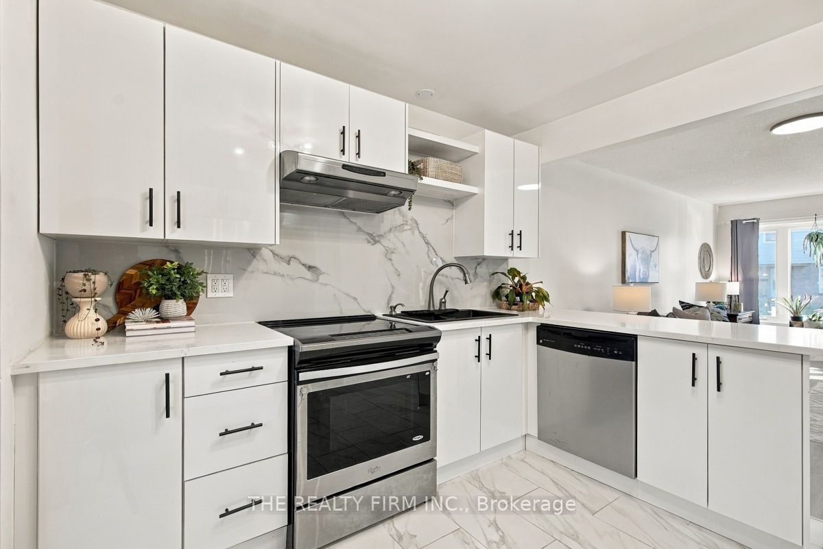 628 Wharncliffe Road S 9 Property Photo 17