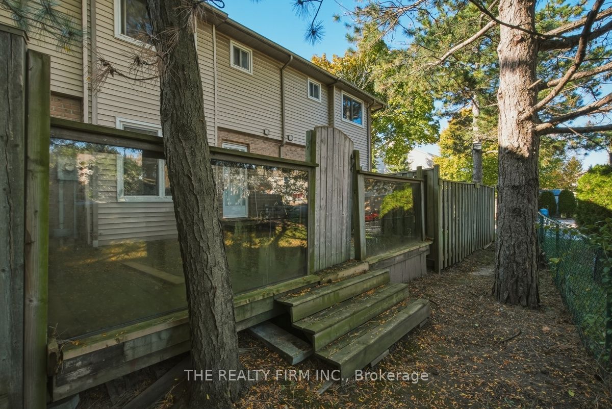 628 Wharncliffe Road S 9 Property Photo 34