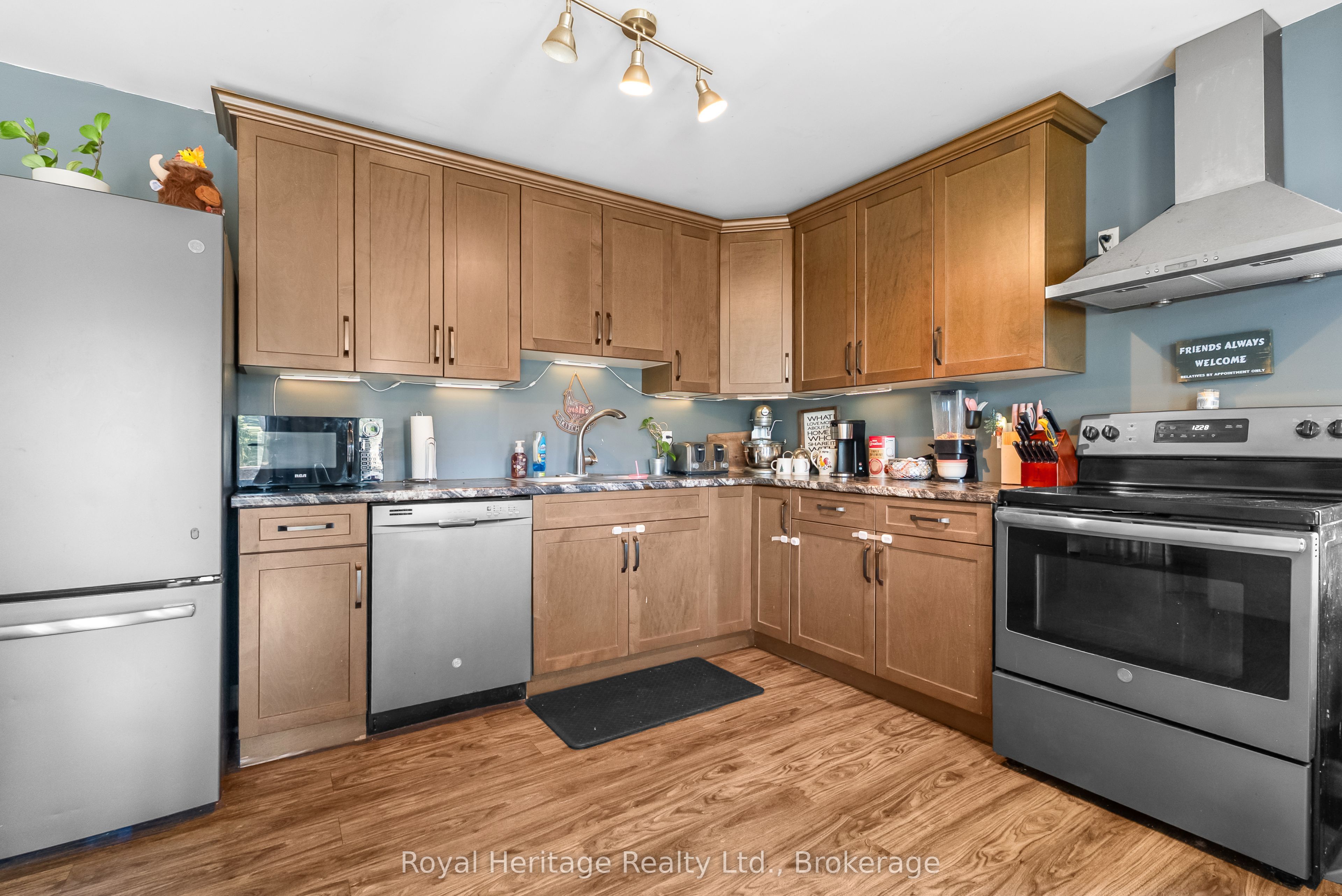 1045 Howland Junction Road Property Photo 8