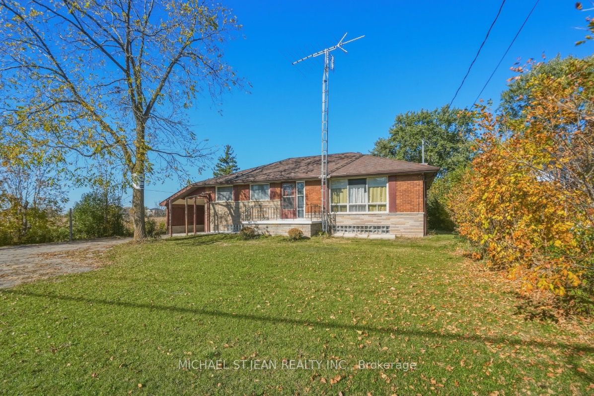 1181 Highway No. 8 Property Photo 2
