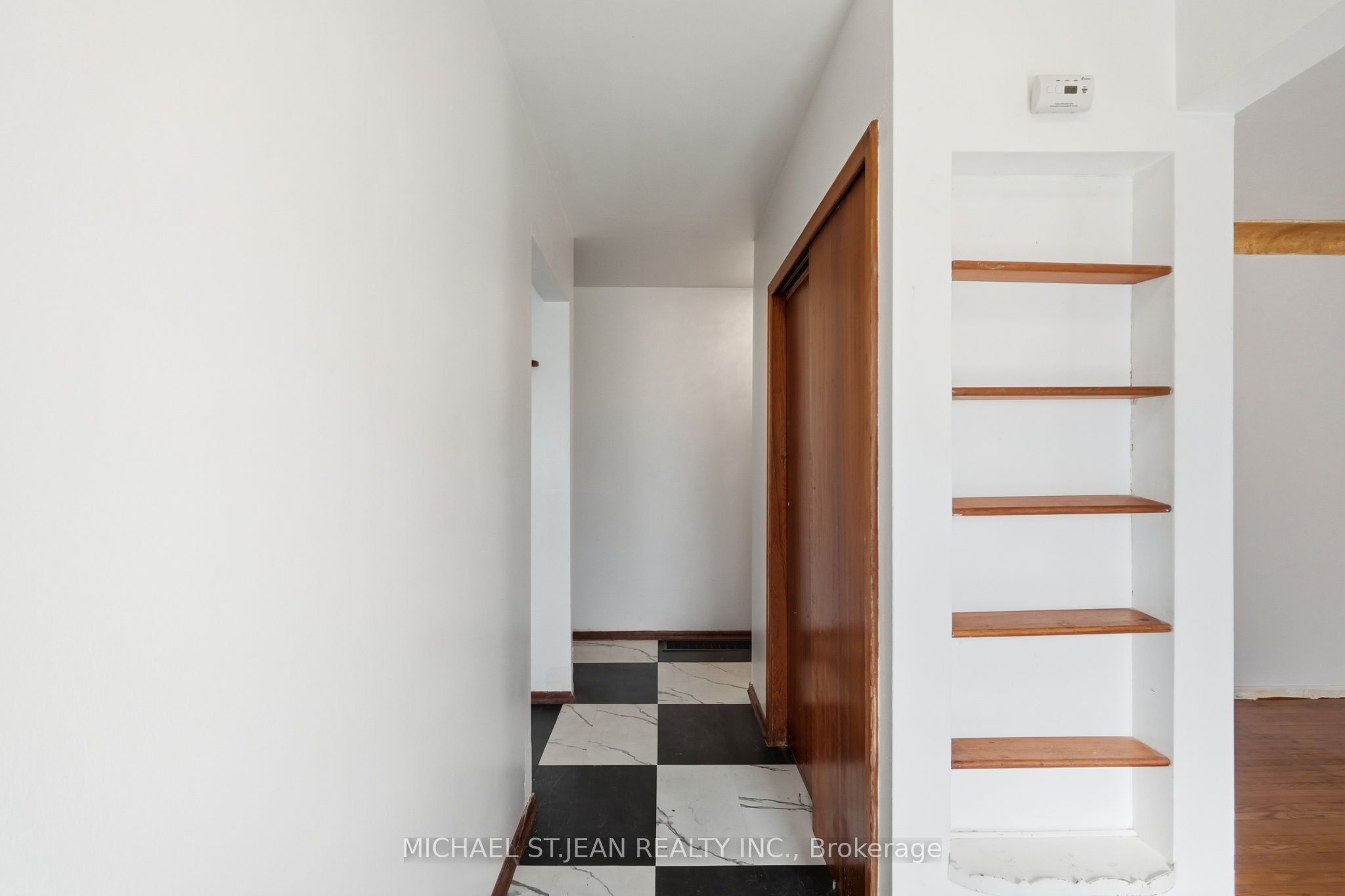 1181 Highway No. 8 Property Photo 4