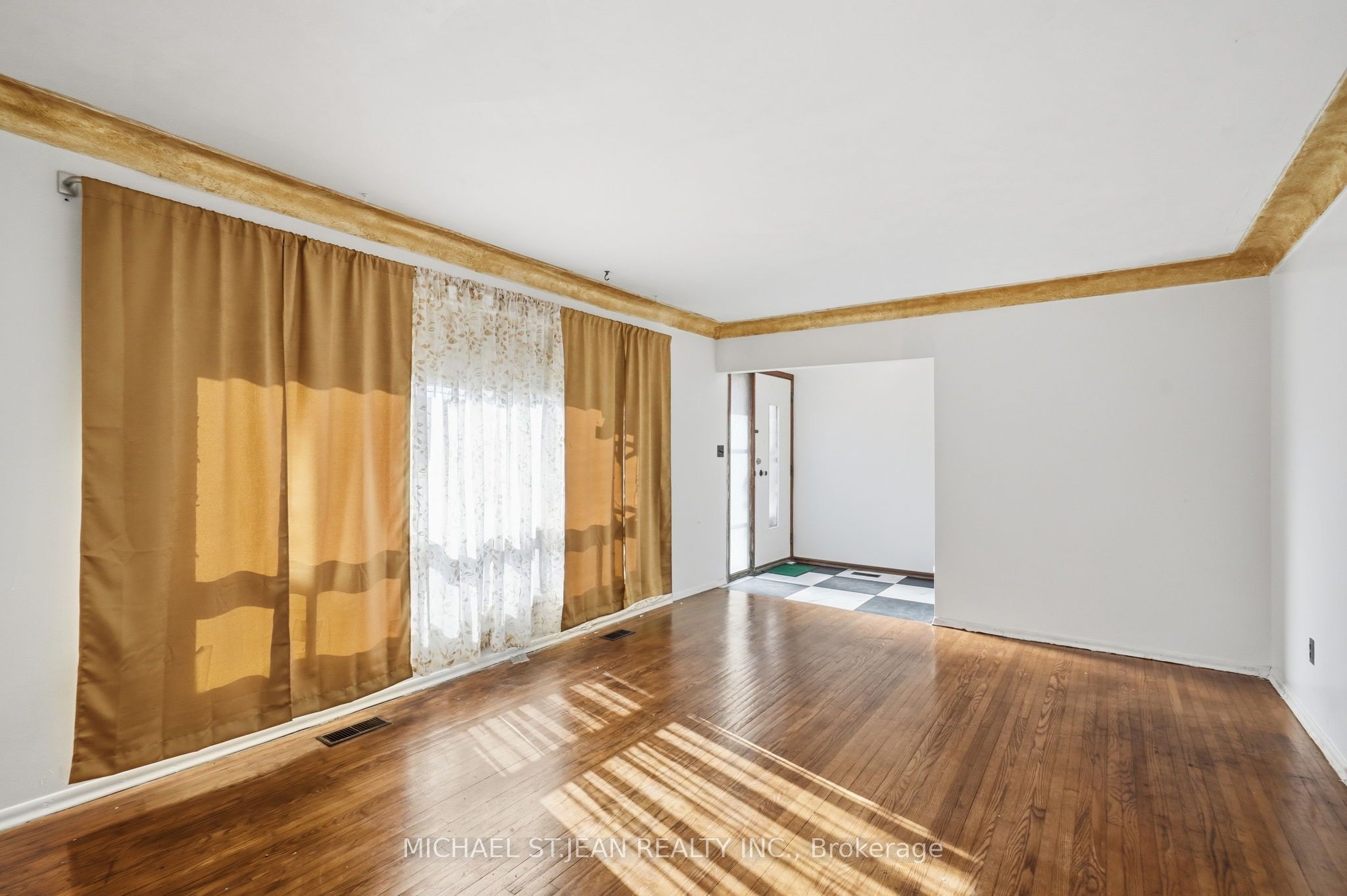1181 Highway No. 8 Property Photo 6