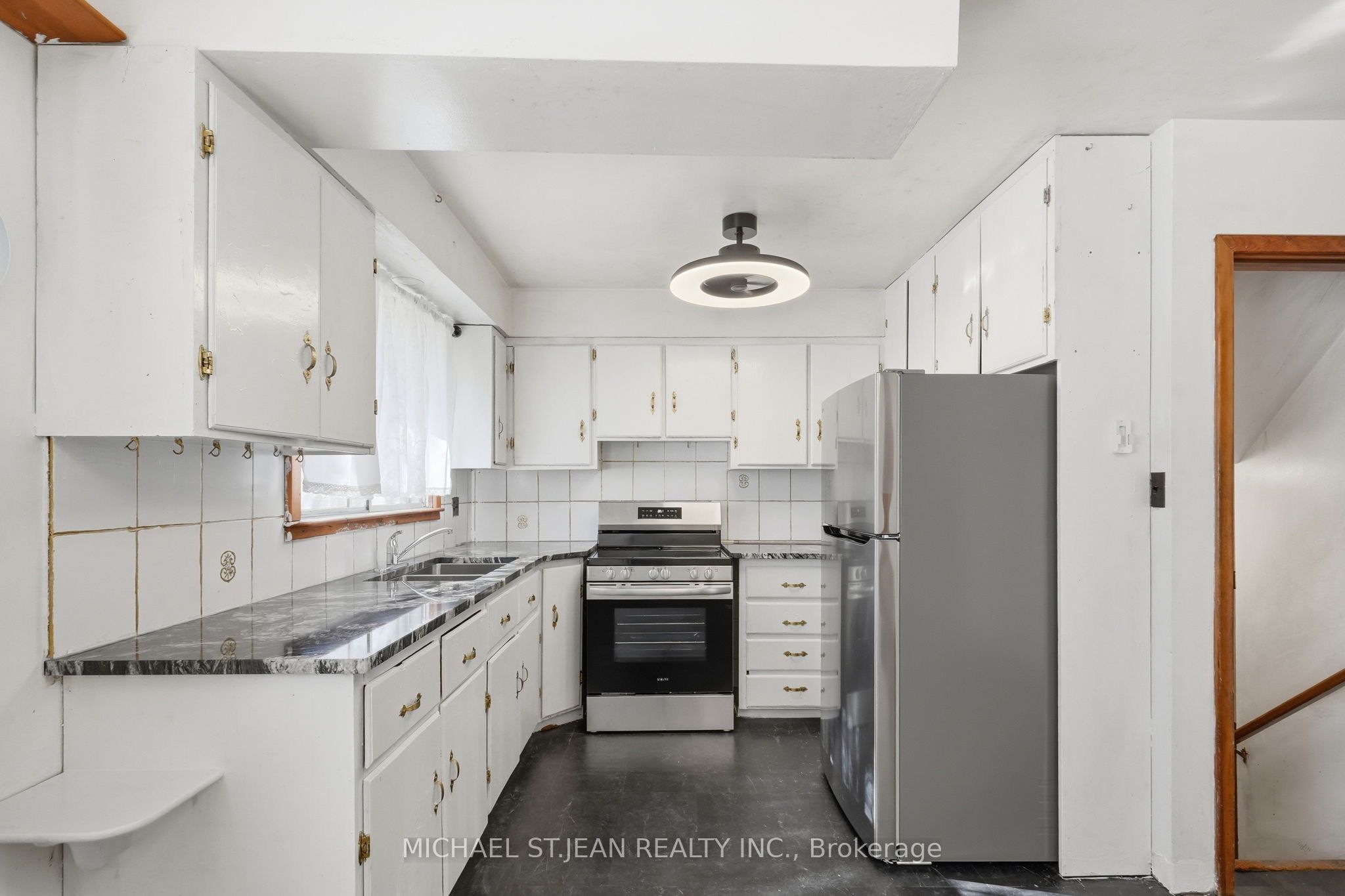 1181 Highway No. 8 Property Photo 8