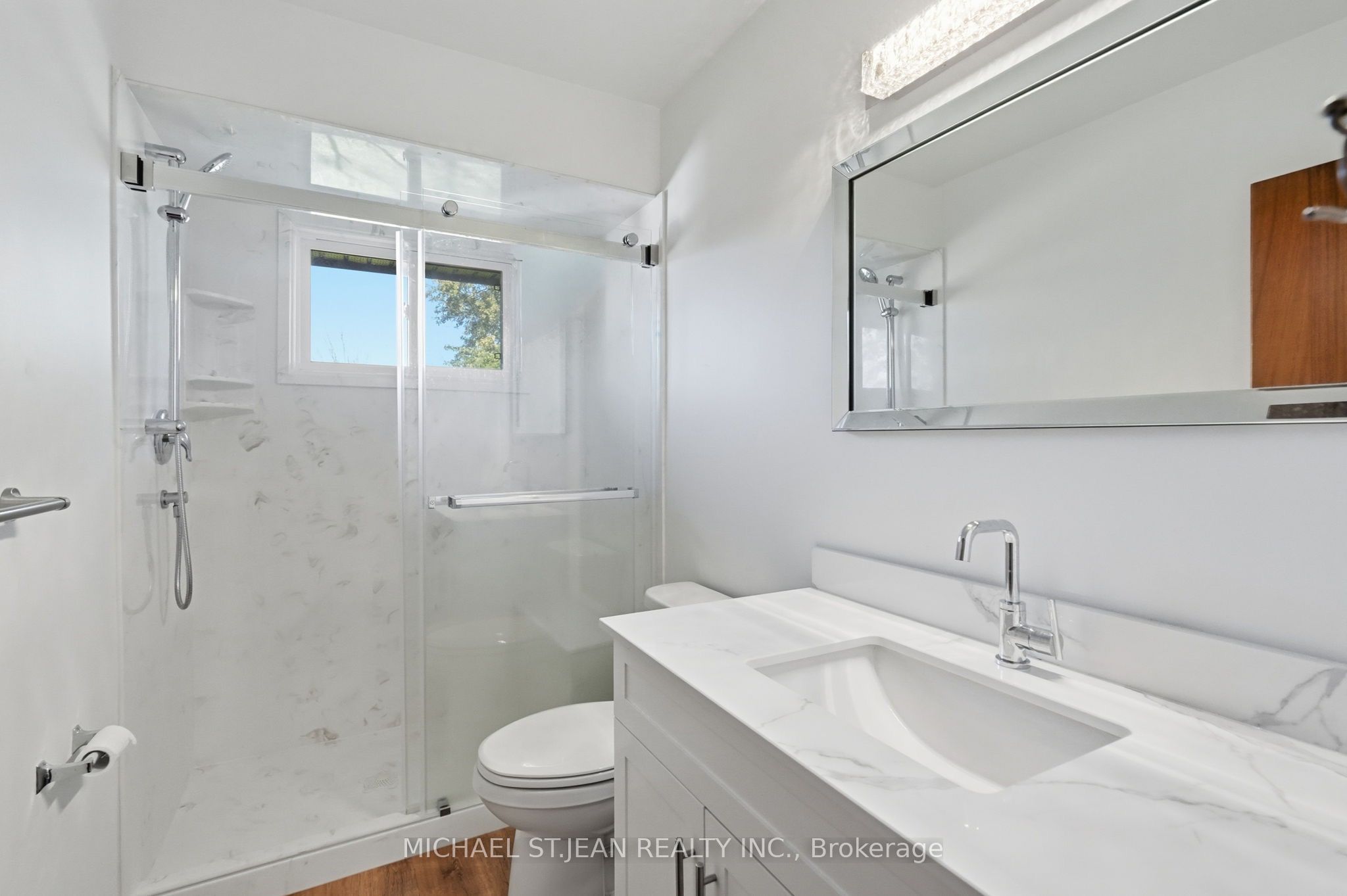 1181 Highway No. 8 Property Photo 15