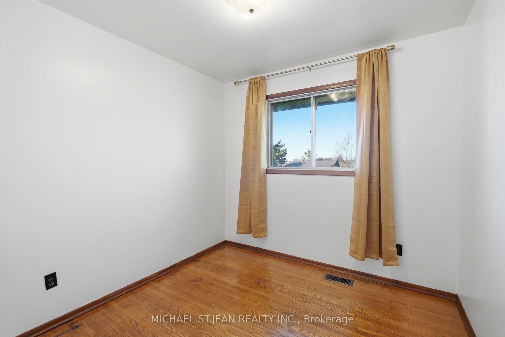 1181 Highway No. 8 Property Photo 16
