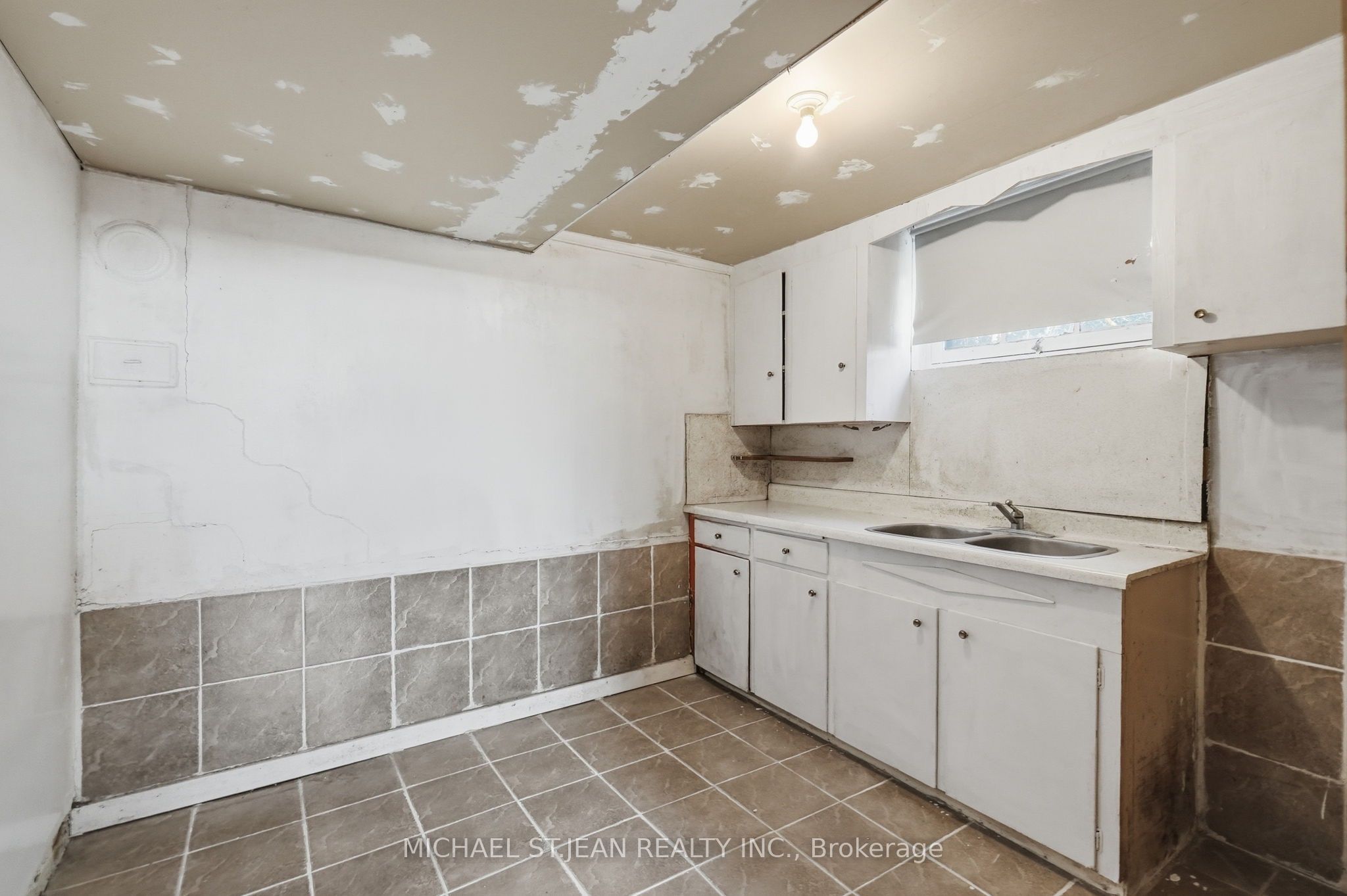 1181 Highway No. 8 Property Photo 24