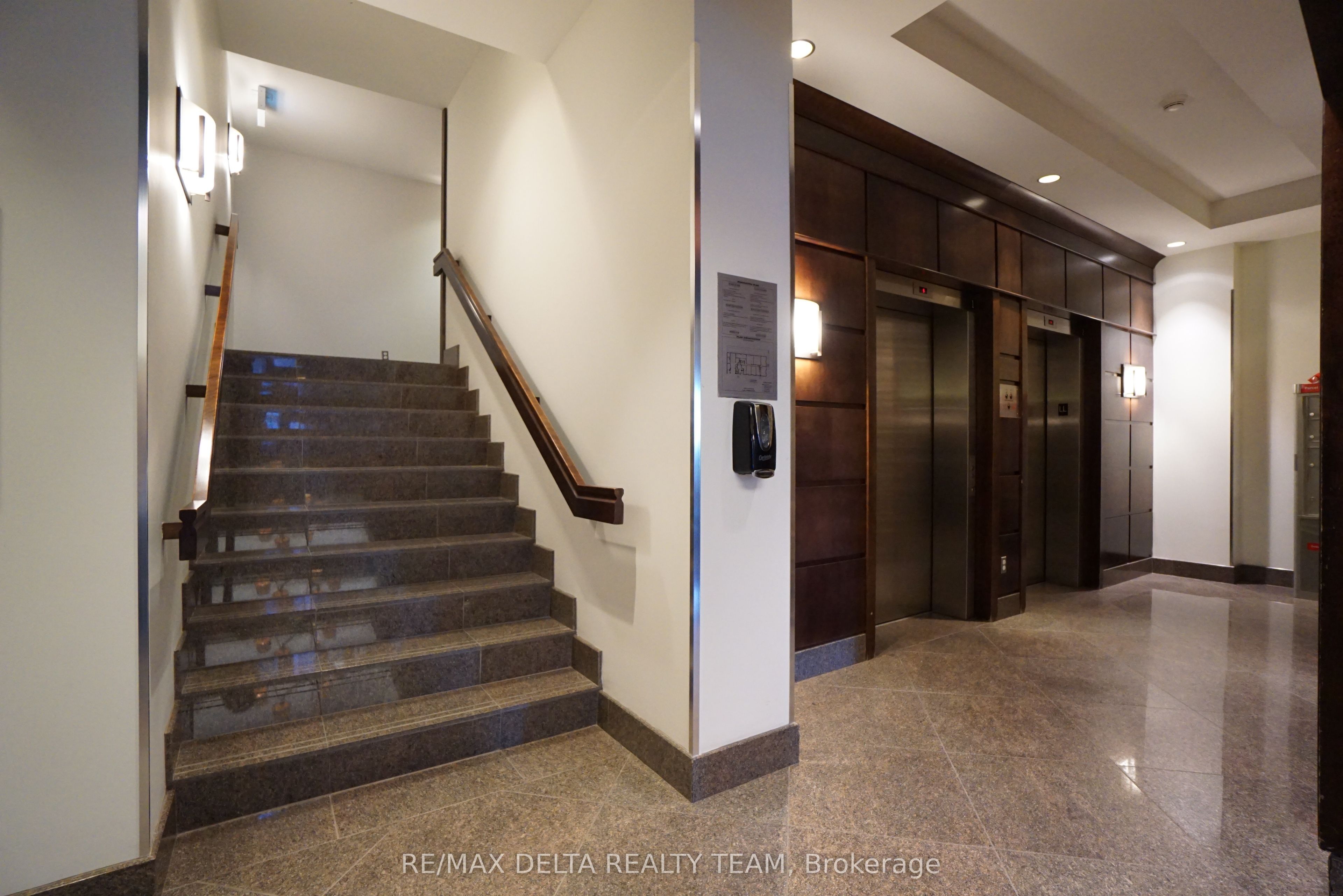200 Besserer Street 1213 Property Photo 4