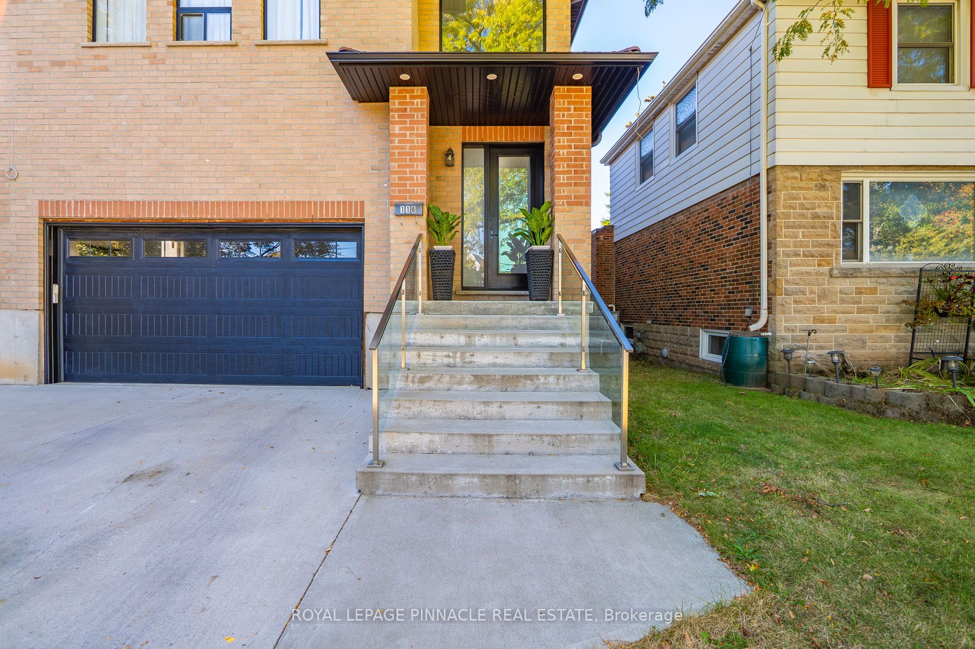 116 East 21st Street Property Photo 4