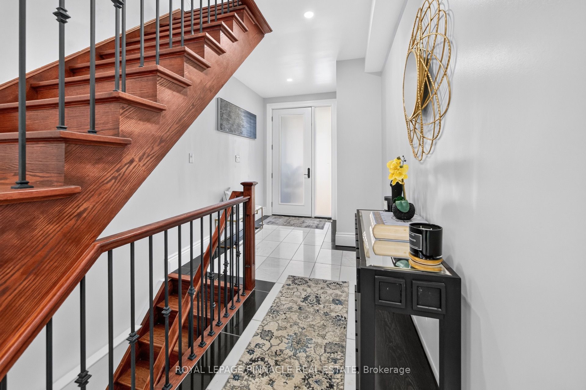 116 East 21st Street Property Photo 7