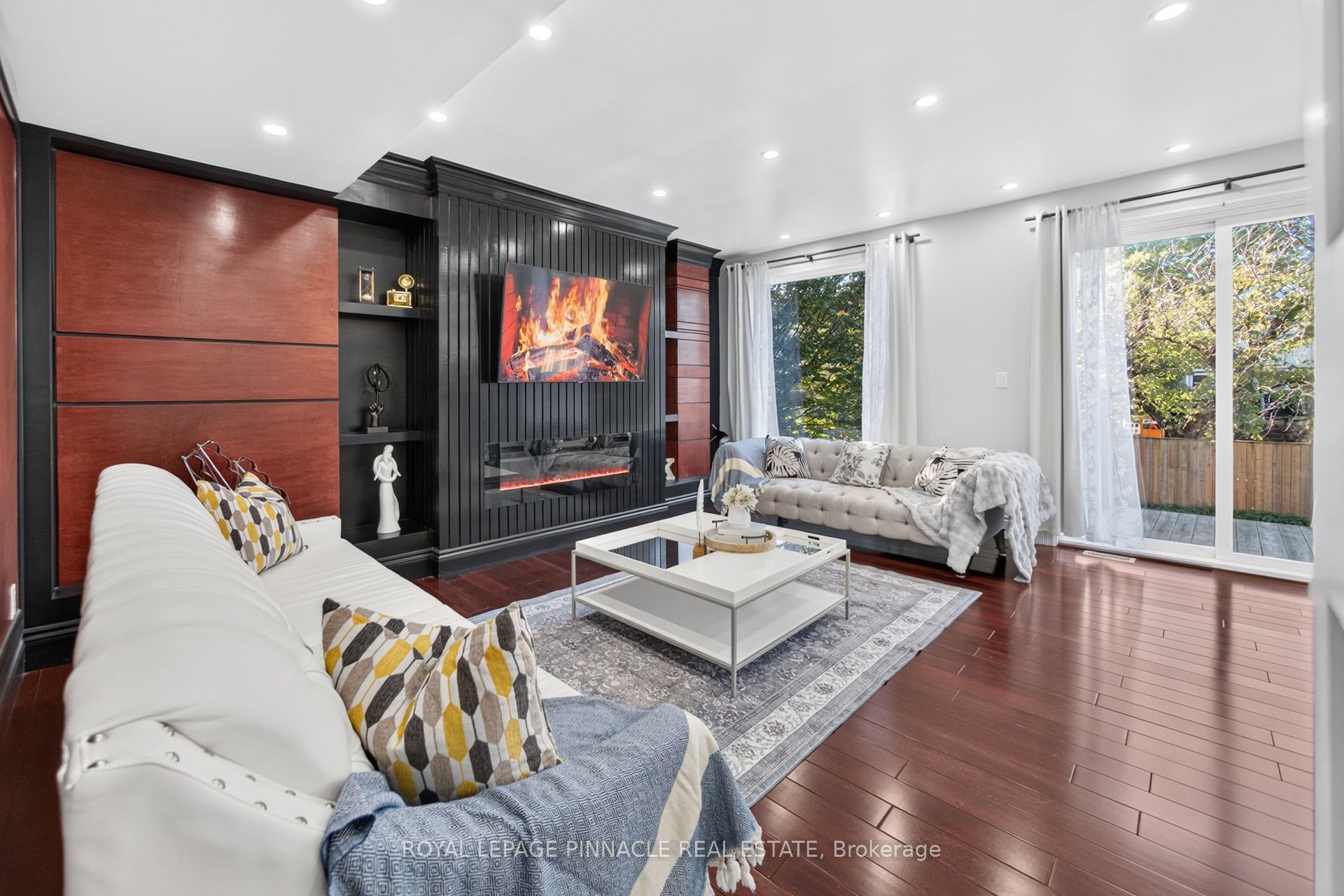 116 East 21st Street Property Photo 12