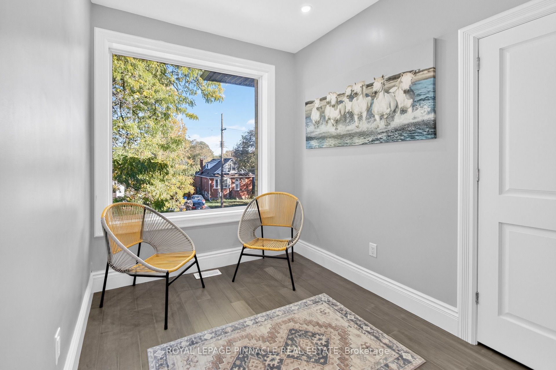 116 East 21st Street Property Photo 24