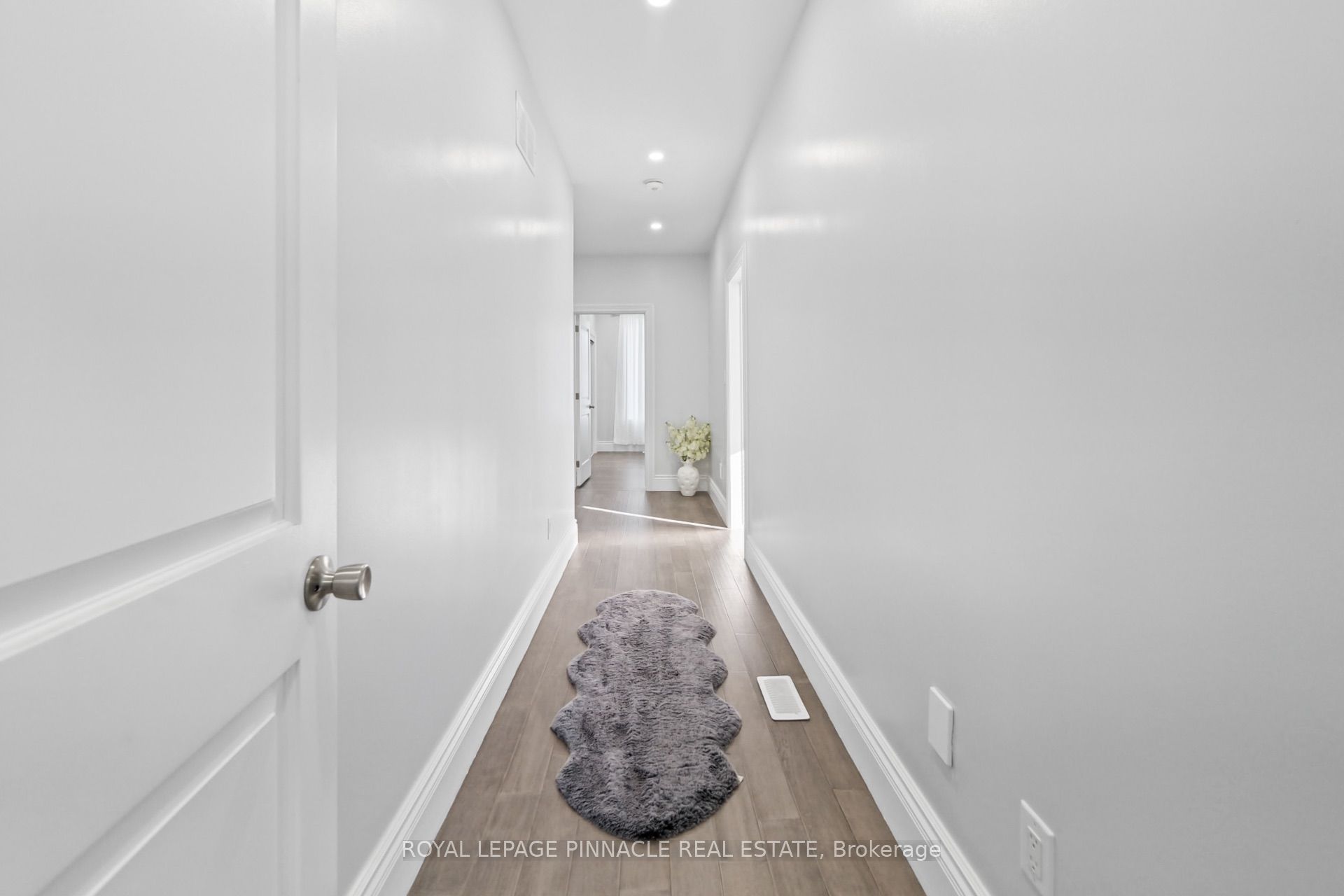 116 East 21st Street Property Photo 26