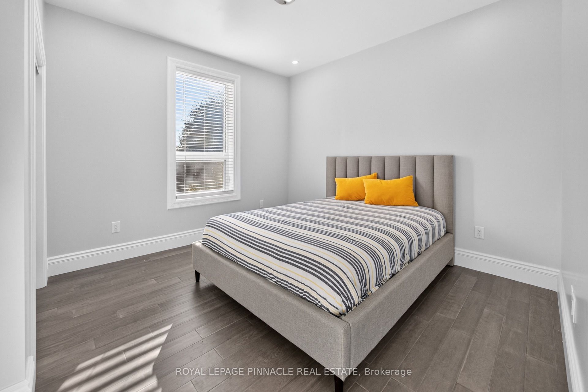 116 East 21st Street Property Photo 30