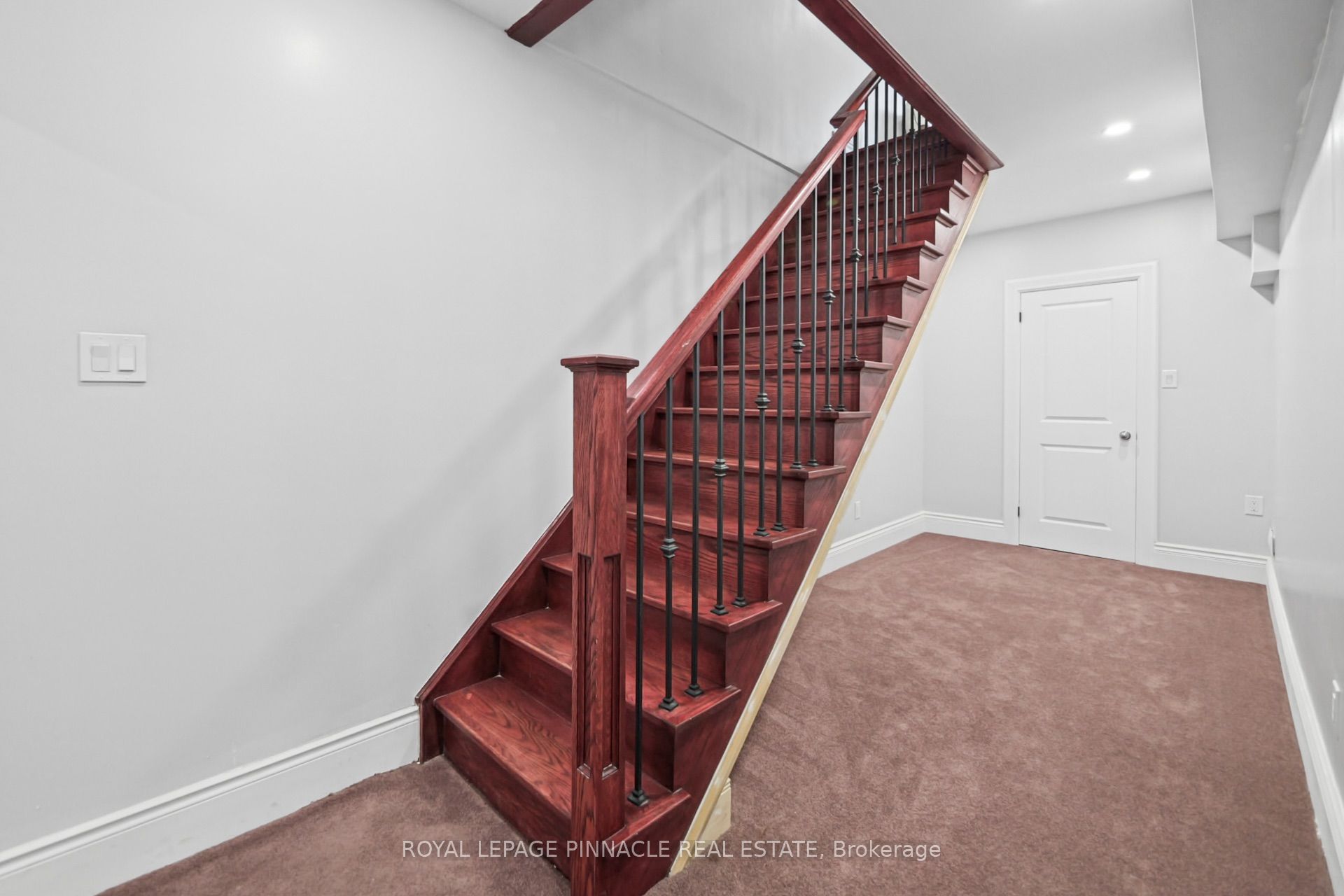 116 East 21st Street Property Photo 37