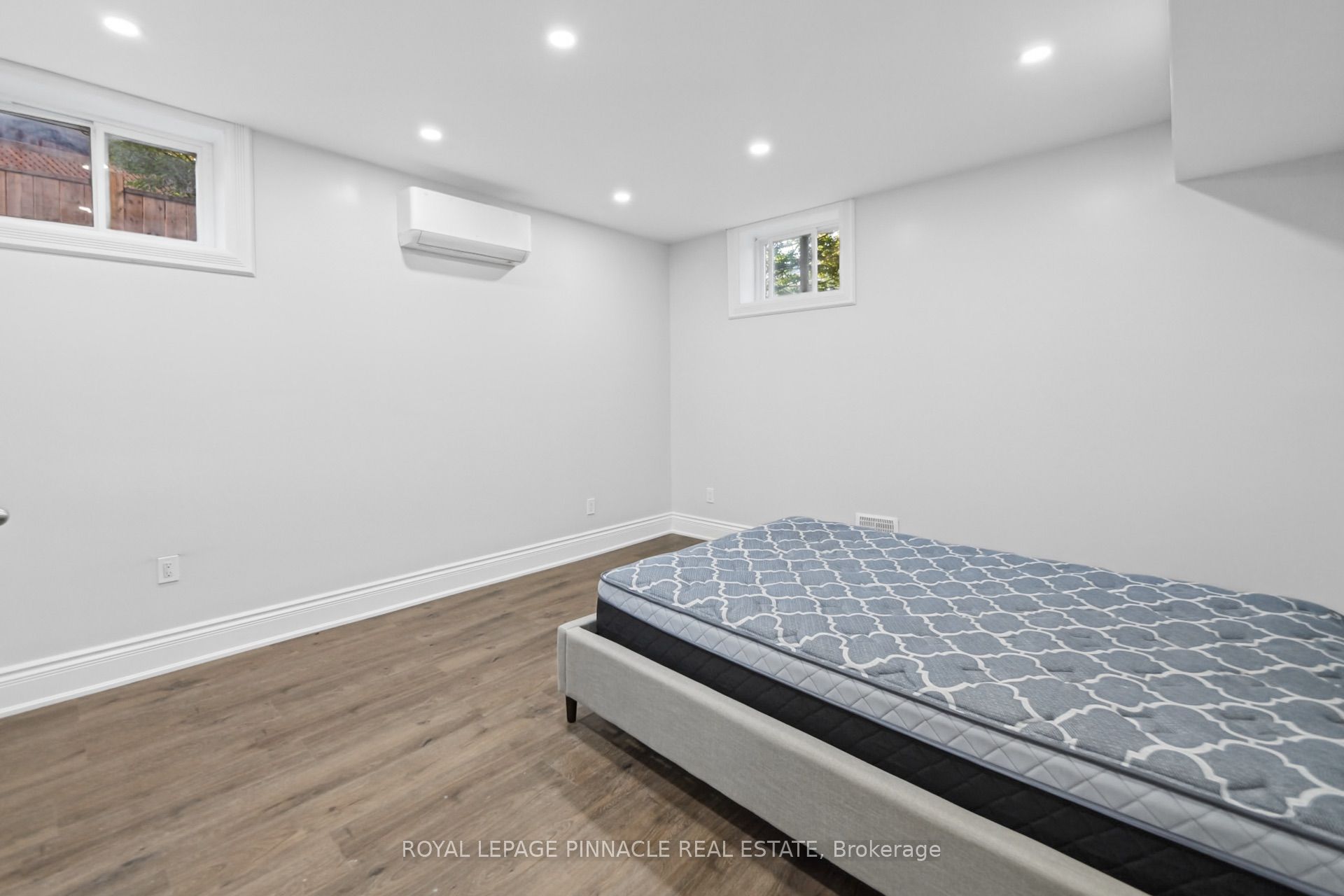 116 East 21st Street Property Photo 41
