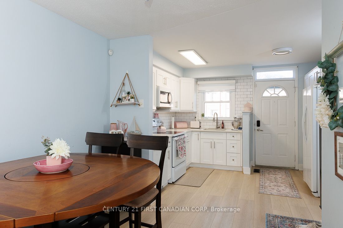 1104 Southdale Road E 13 Property Photo 7