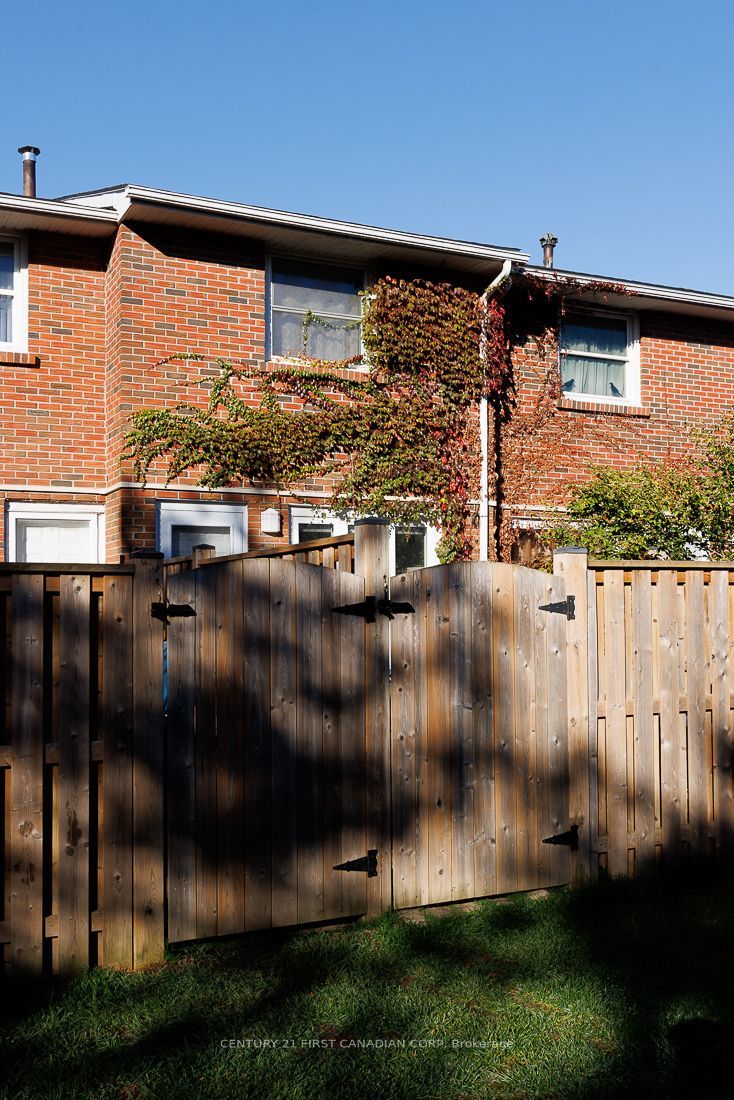 1104 Southdale Road E 13 Property Photo 25