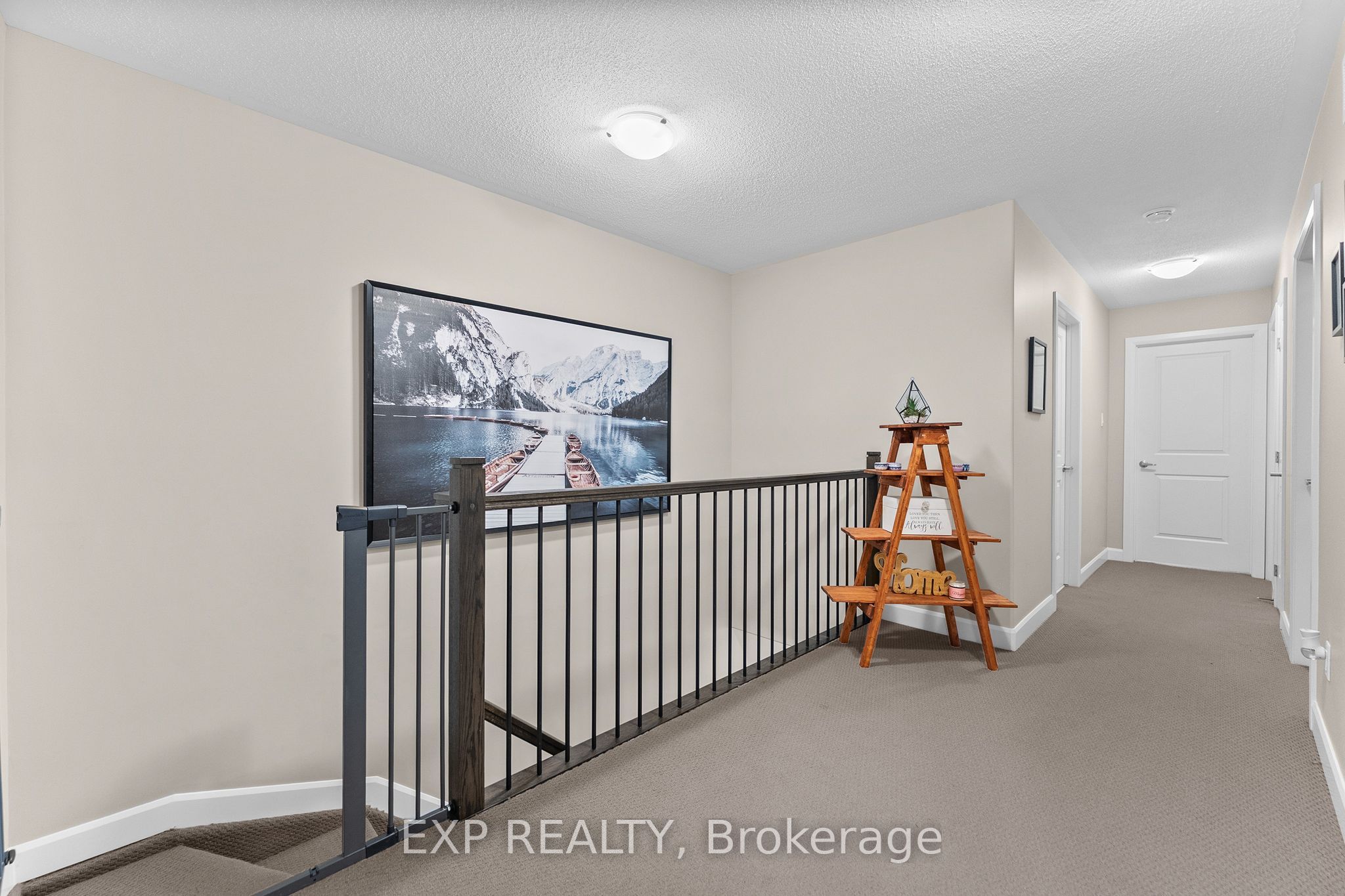 76 Vimy Ridge Crescent Property Photo 19