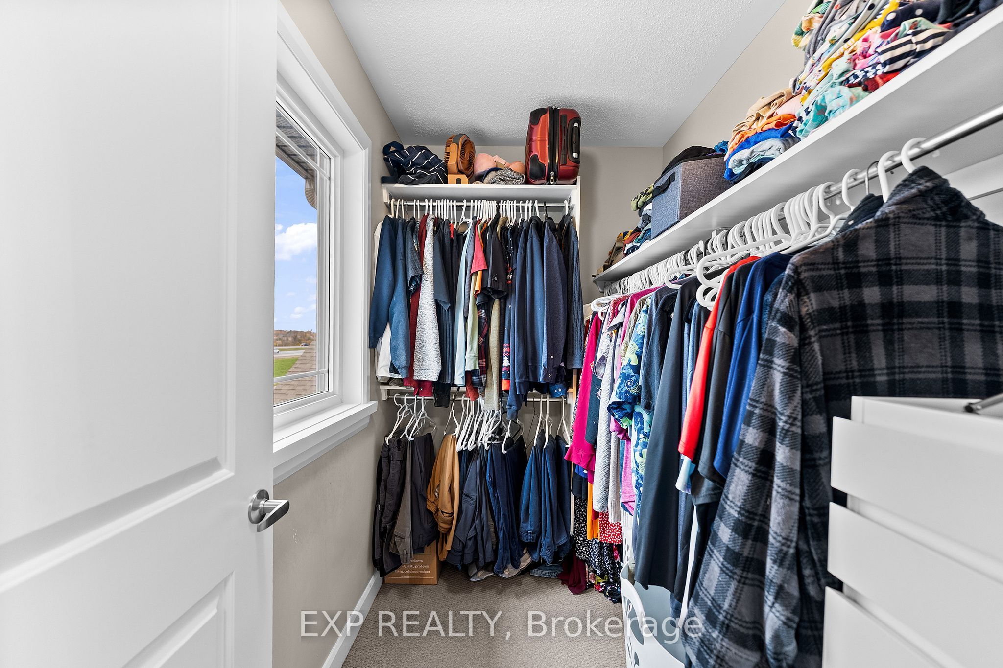 76 Vimy Ridge Crescent Property Photo 24