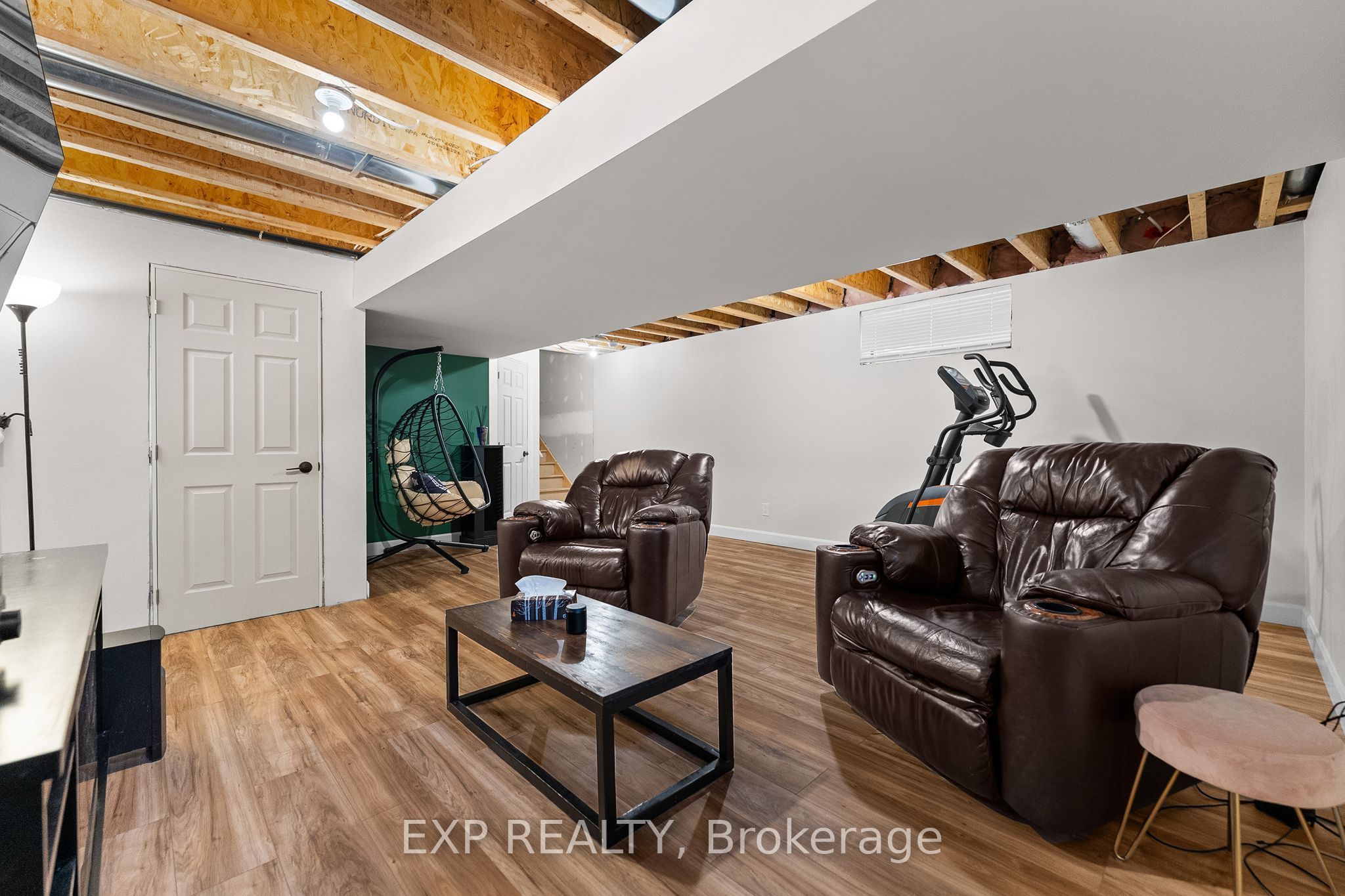 76 Vimy Ridge Crescent Property Photo 30