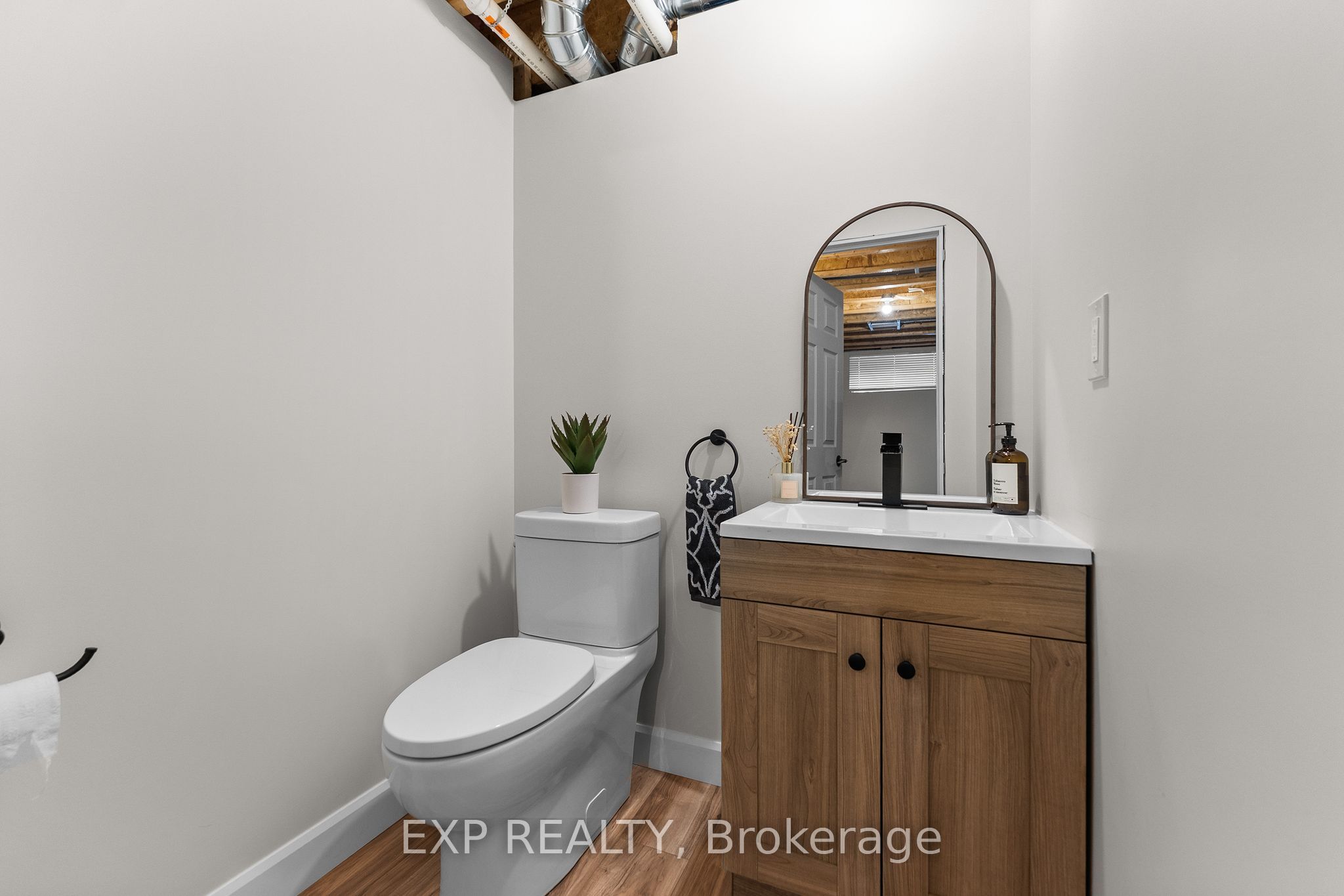 76 Vimy Ridge Crescent Property Photo 31