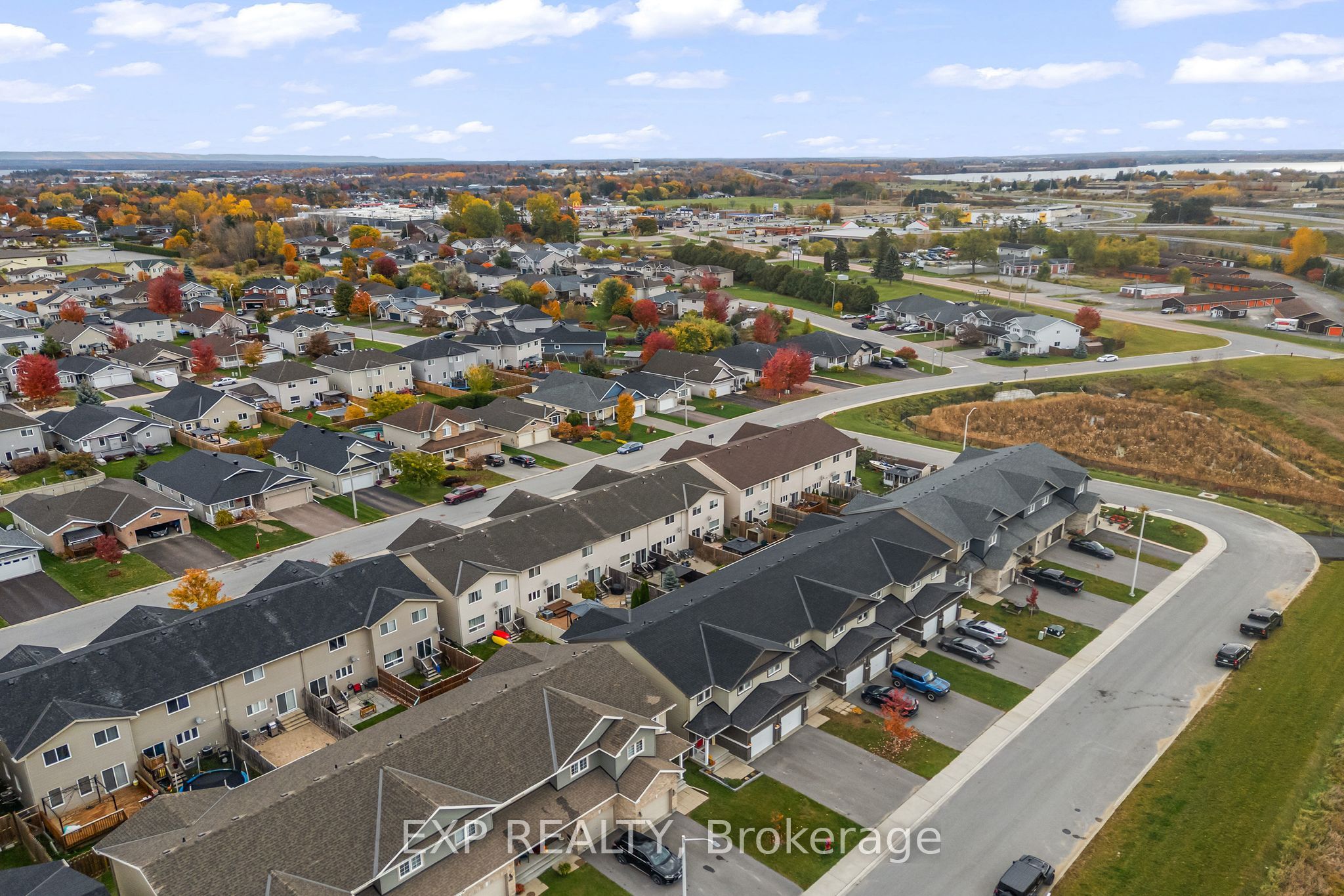 76 Vimy Ridge Crescent Property Photo 37