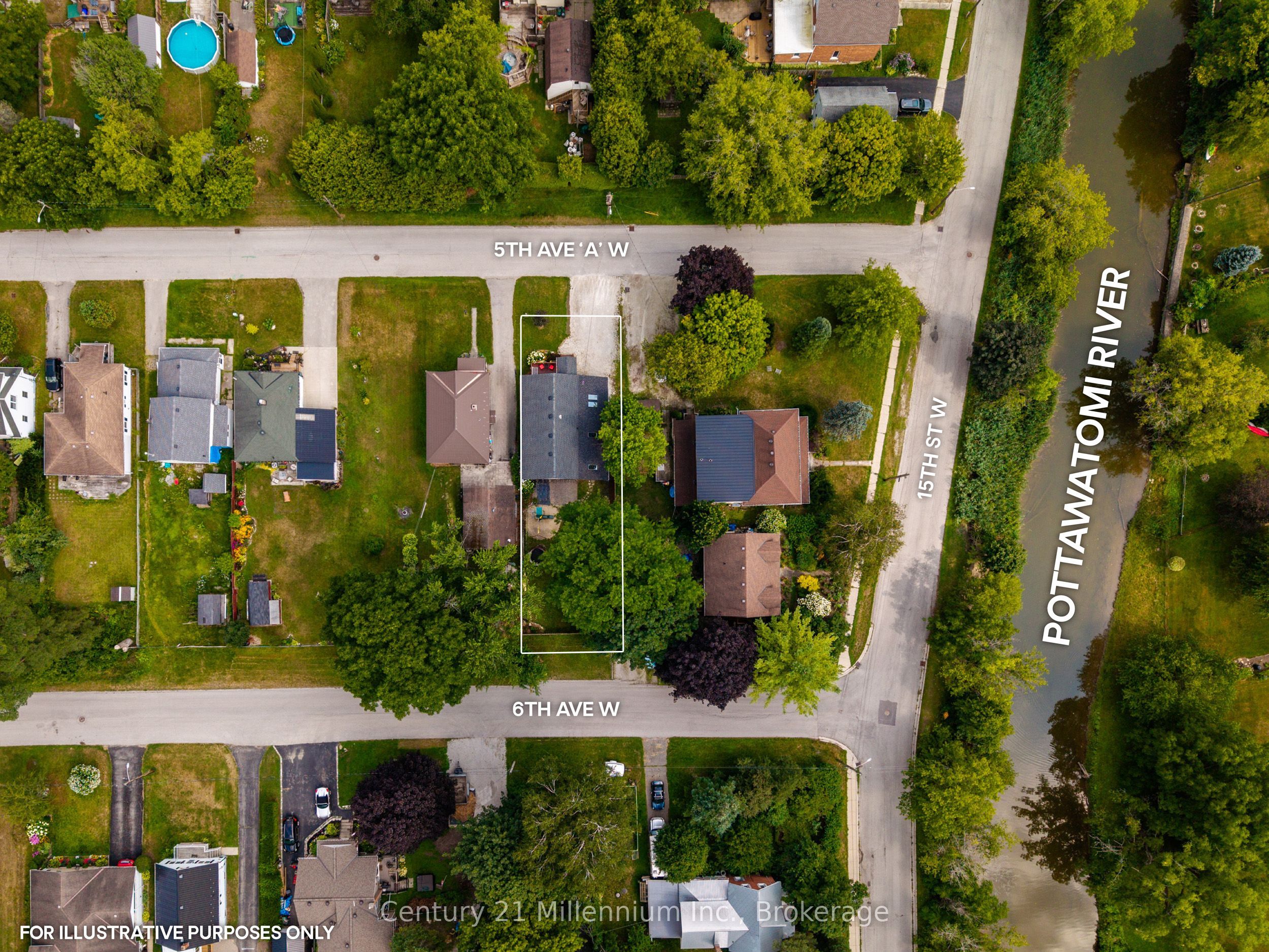 1512 5th Ave A Avenue W Property Photo 4
