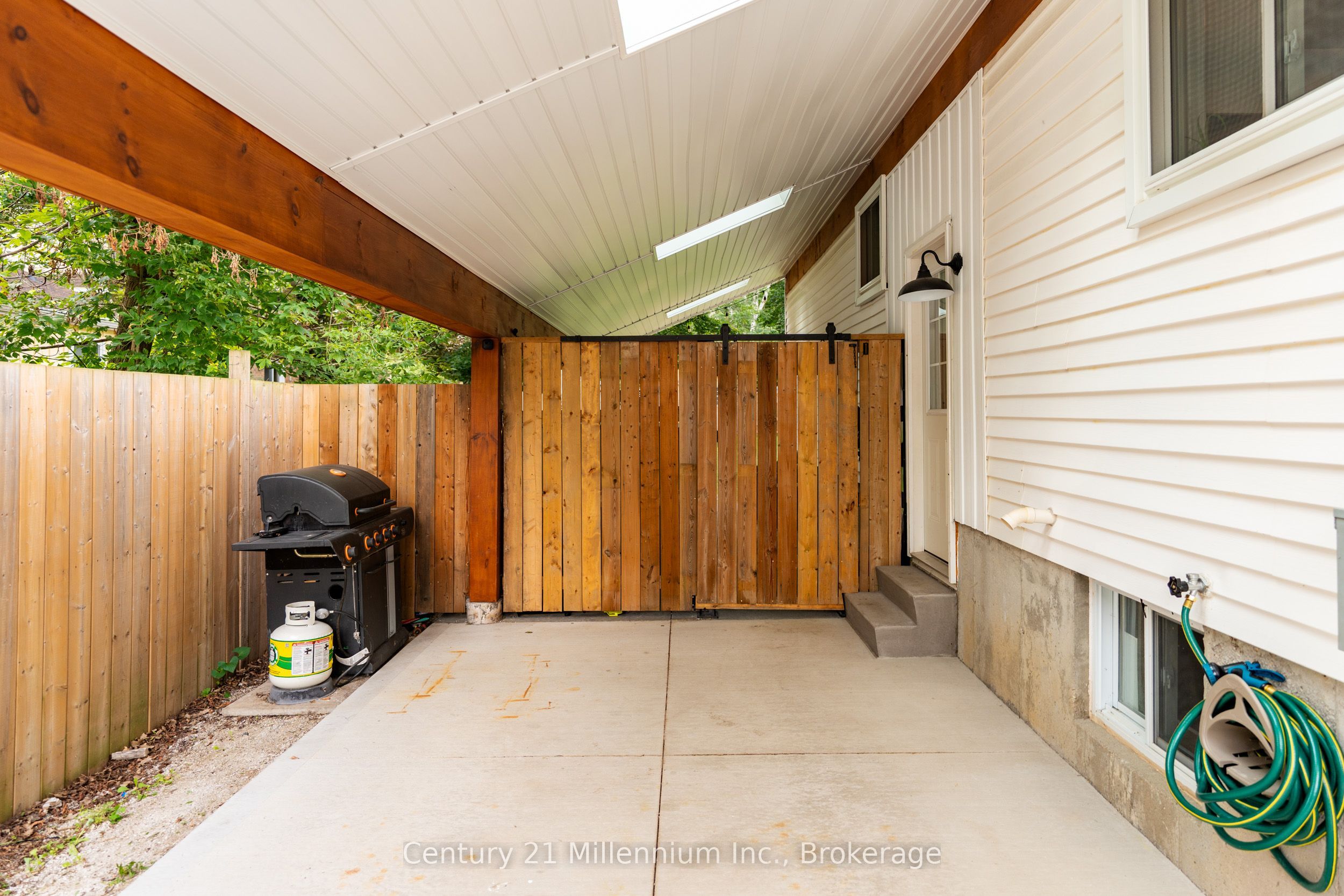 1512 5th Ave A Avenue W Property Photo 8