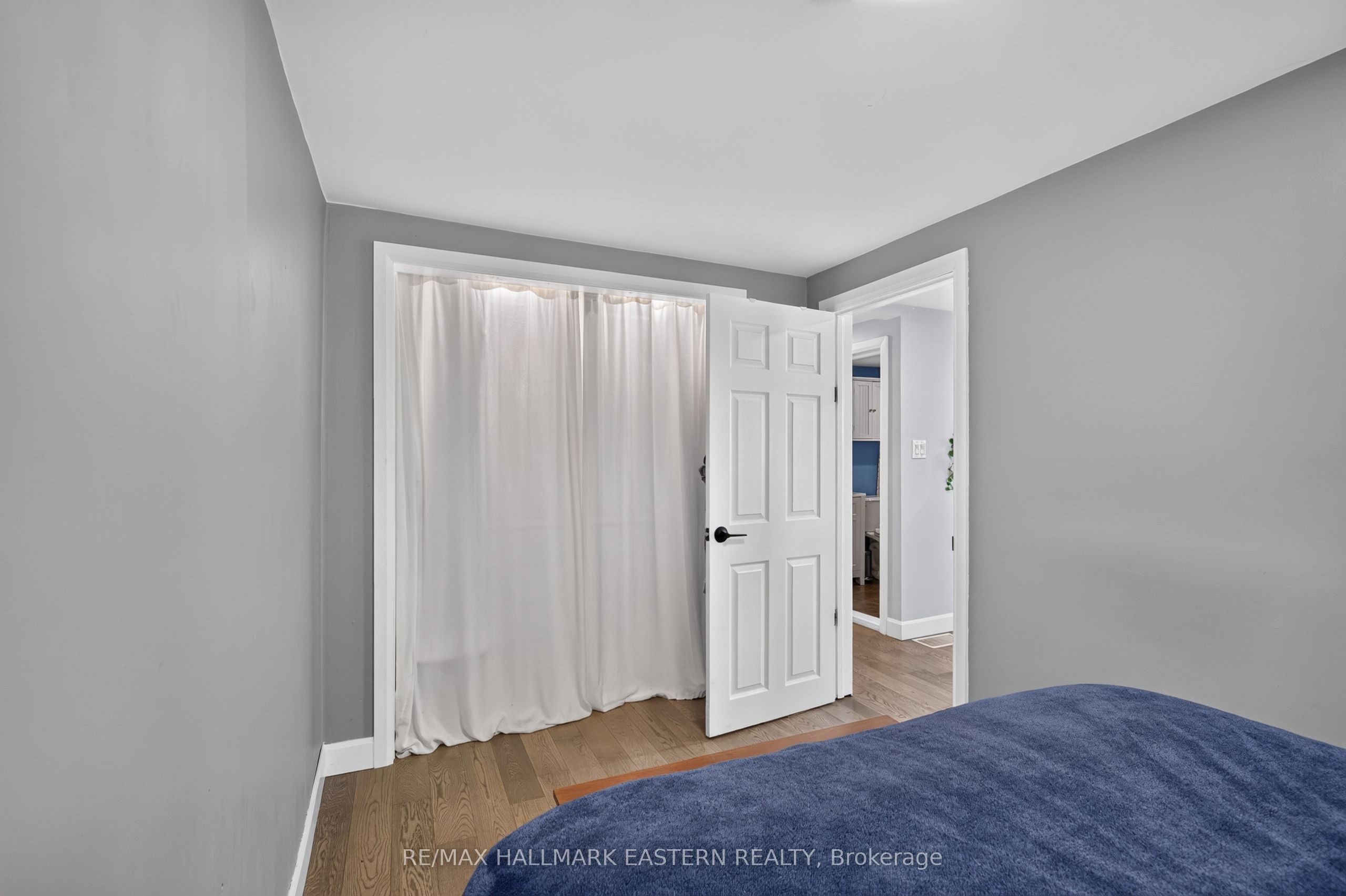 563 Howden Street Property Photo 12