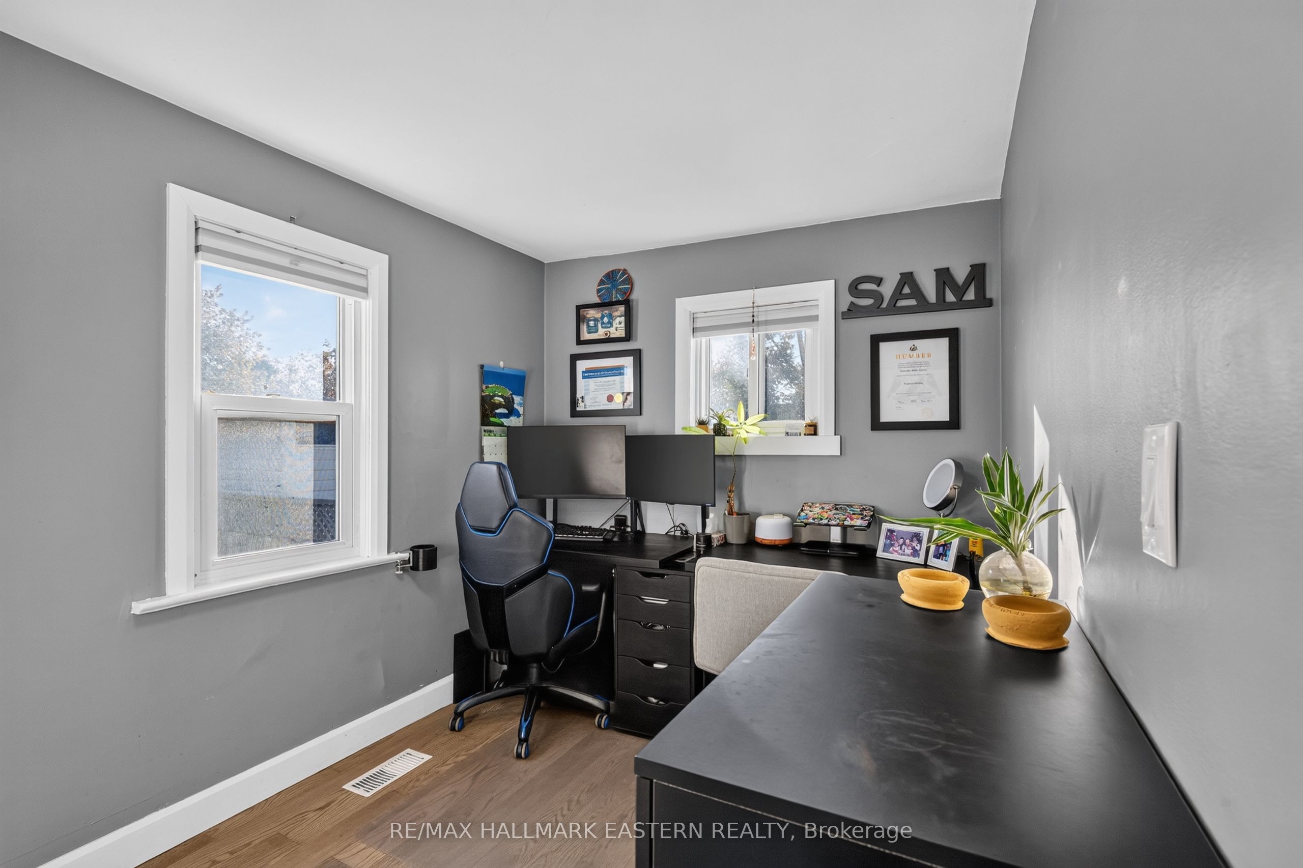 563 Howden Street Property Photo 24