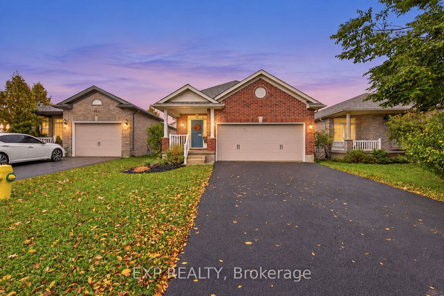 969 Bitterbush Crescent Property Photo 1