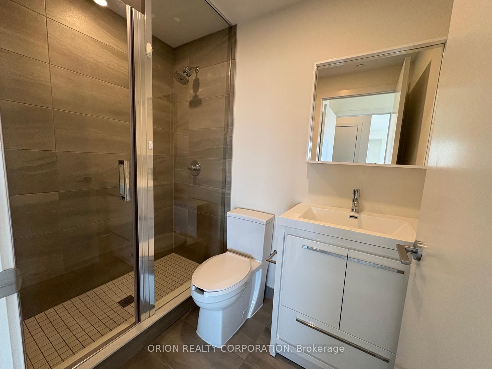 212 King William Street 1203 Property Photo 9