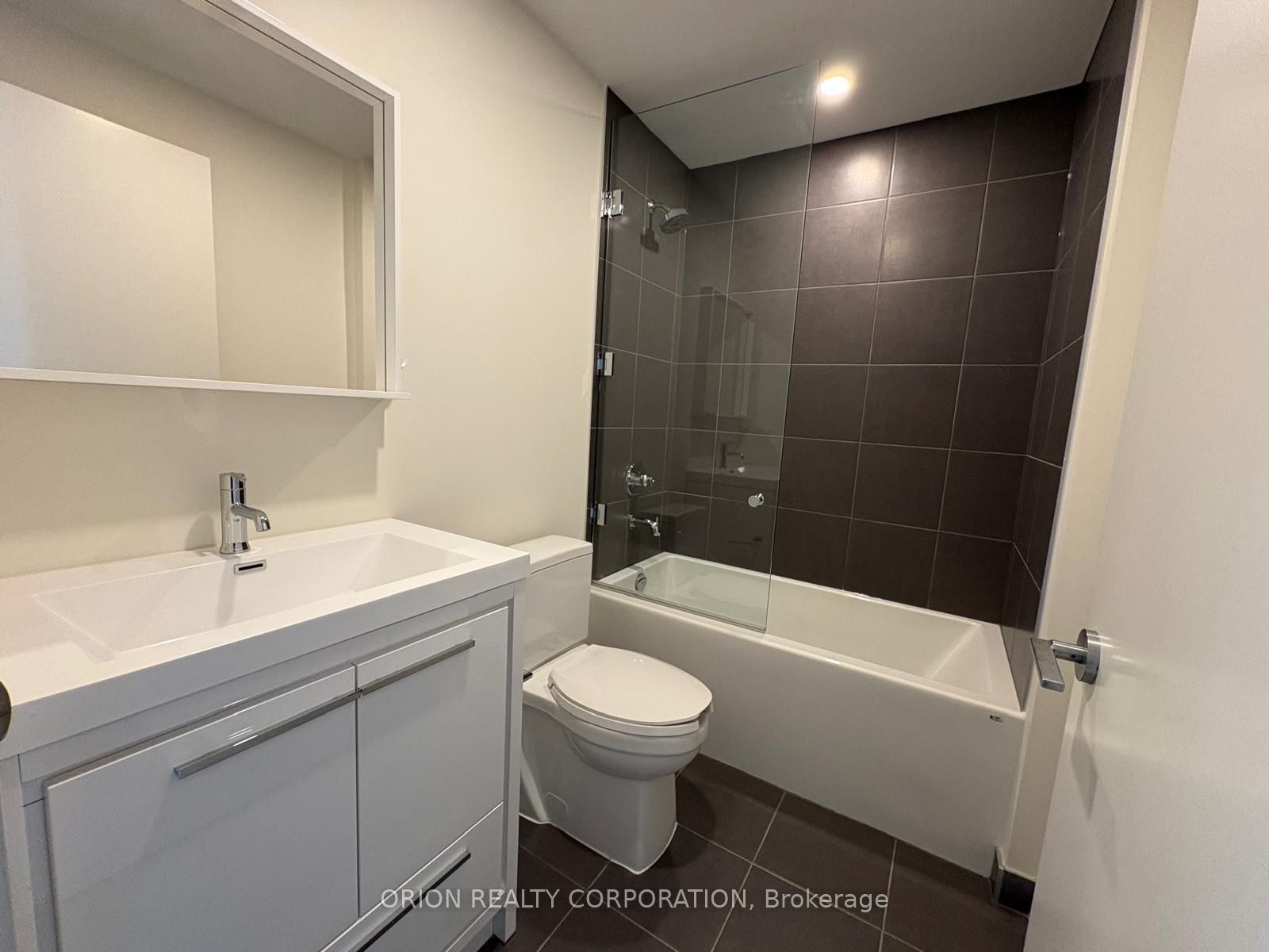 212 King William Street 1203 Property Photo 13