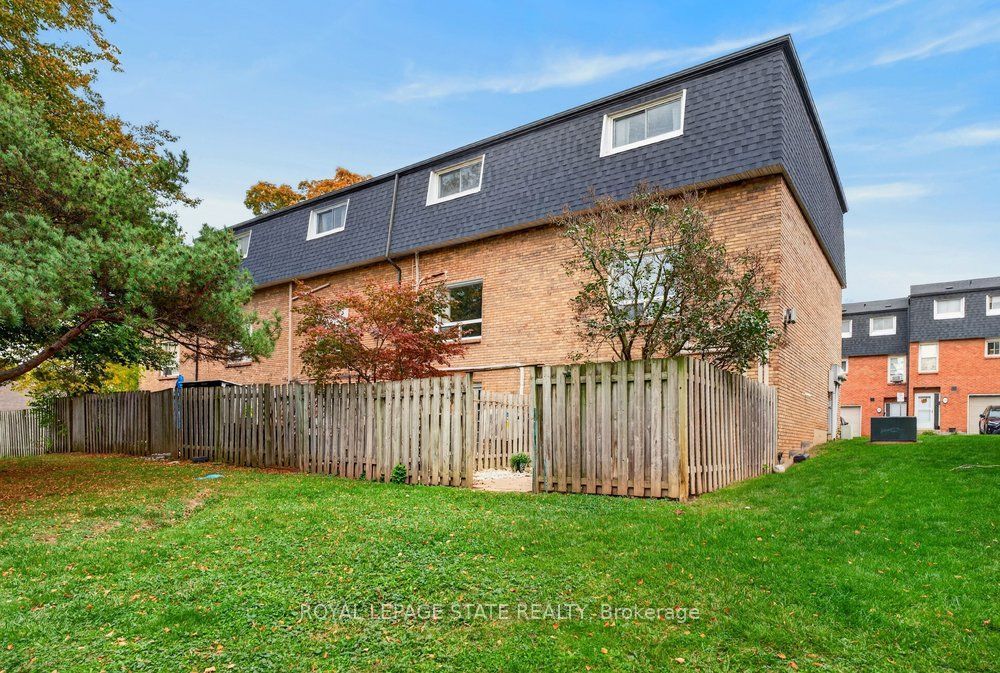 21 Rosedale Court Property Photo 7
