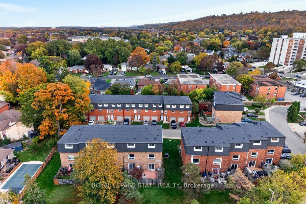 21 Rosedale Court Property Photo 44