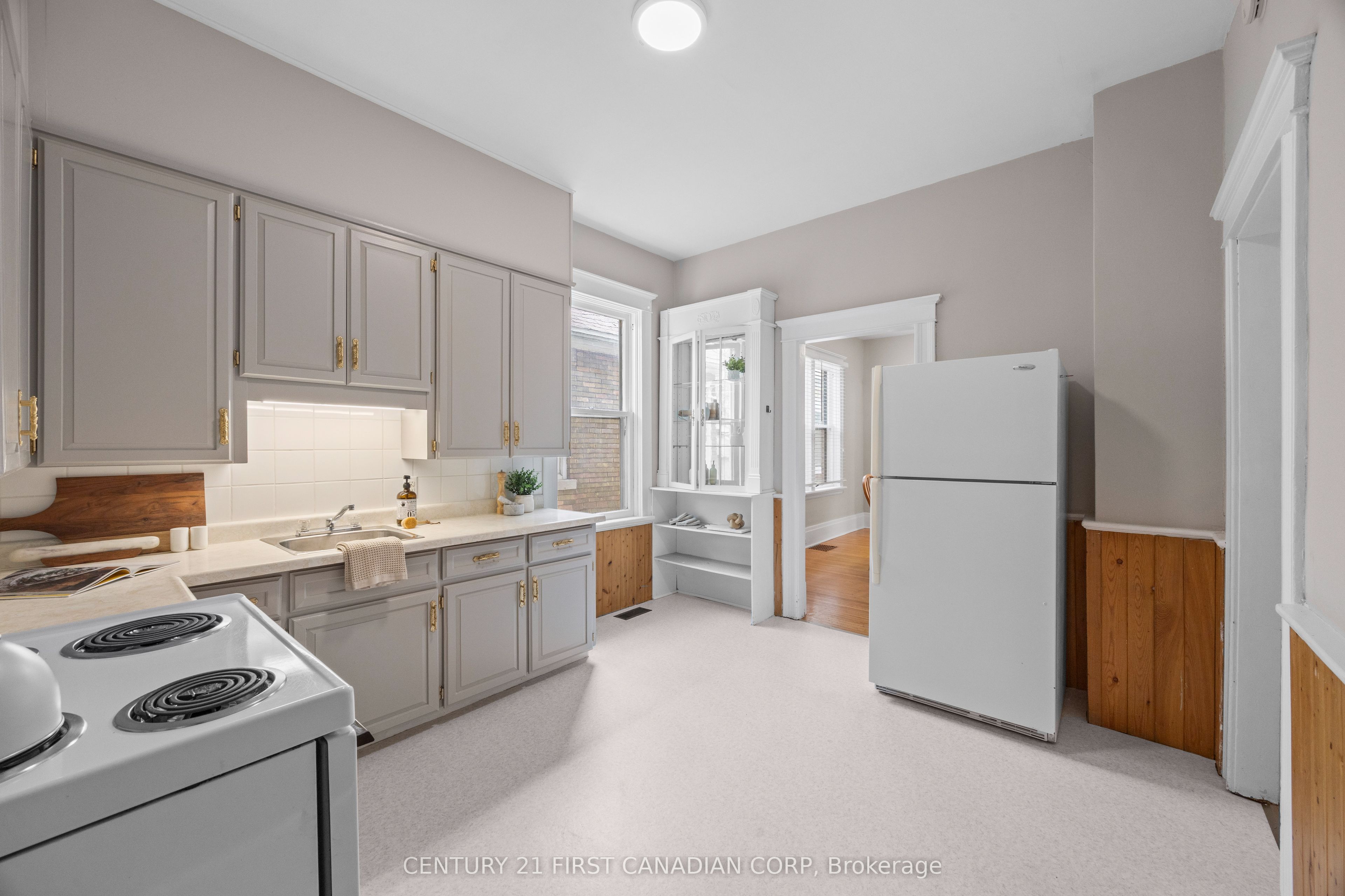 60 Beattie Avenue Property Photo 15