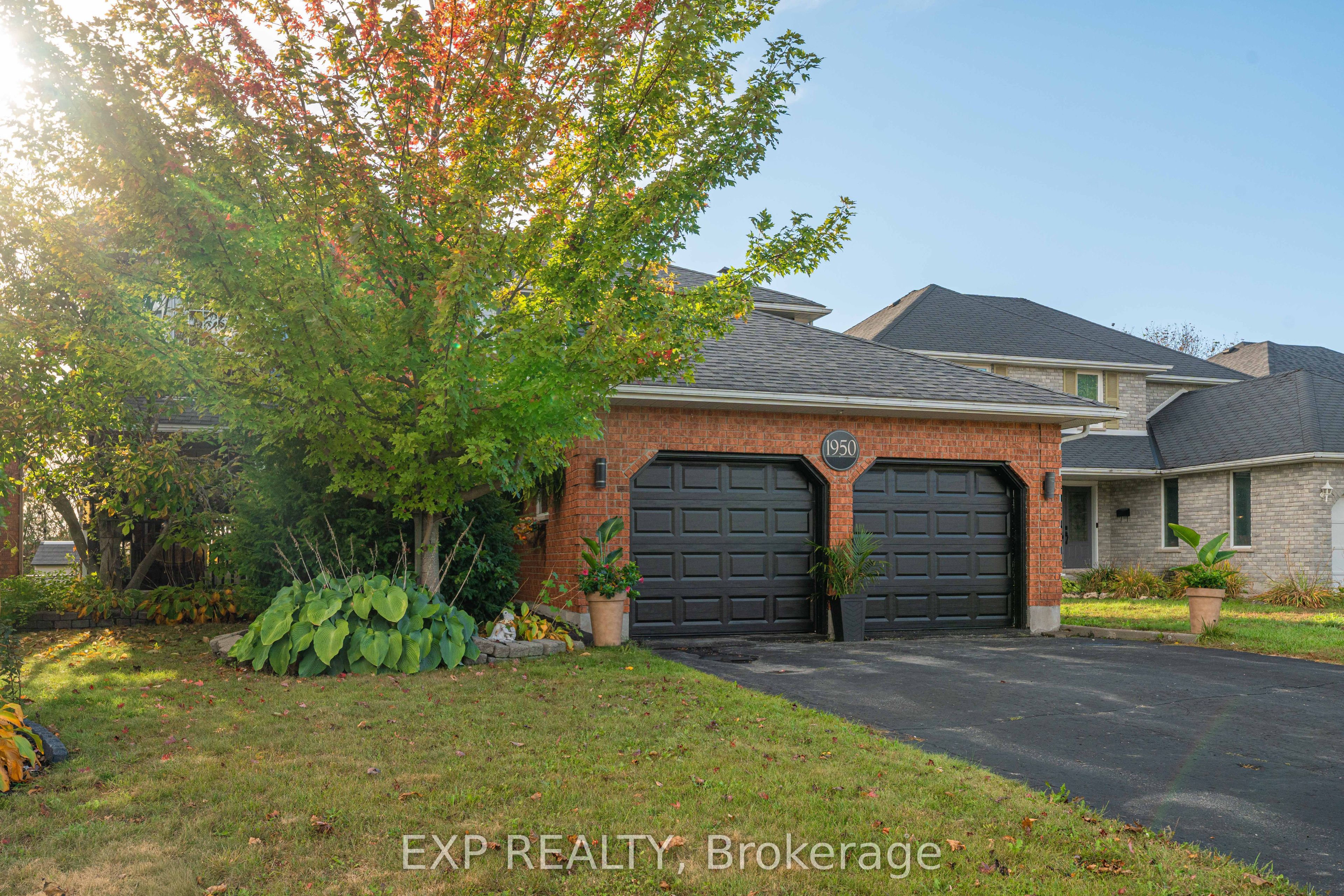 1950 Mapleridge Drive Property Photo 3