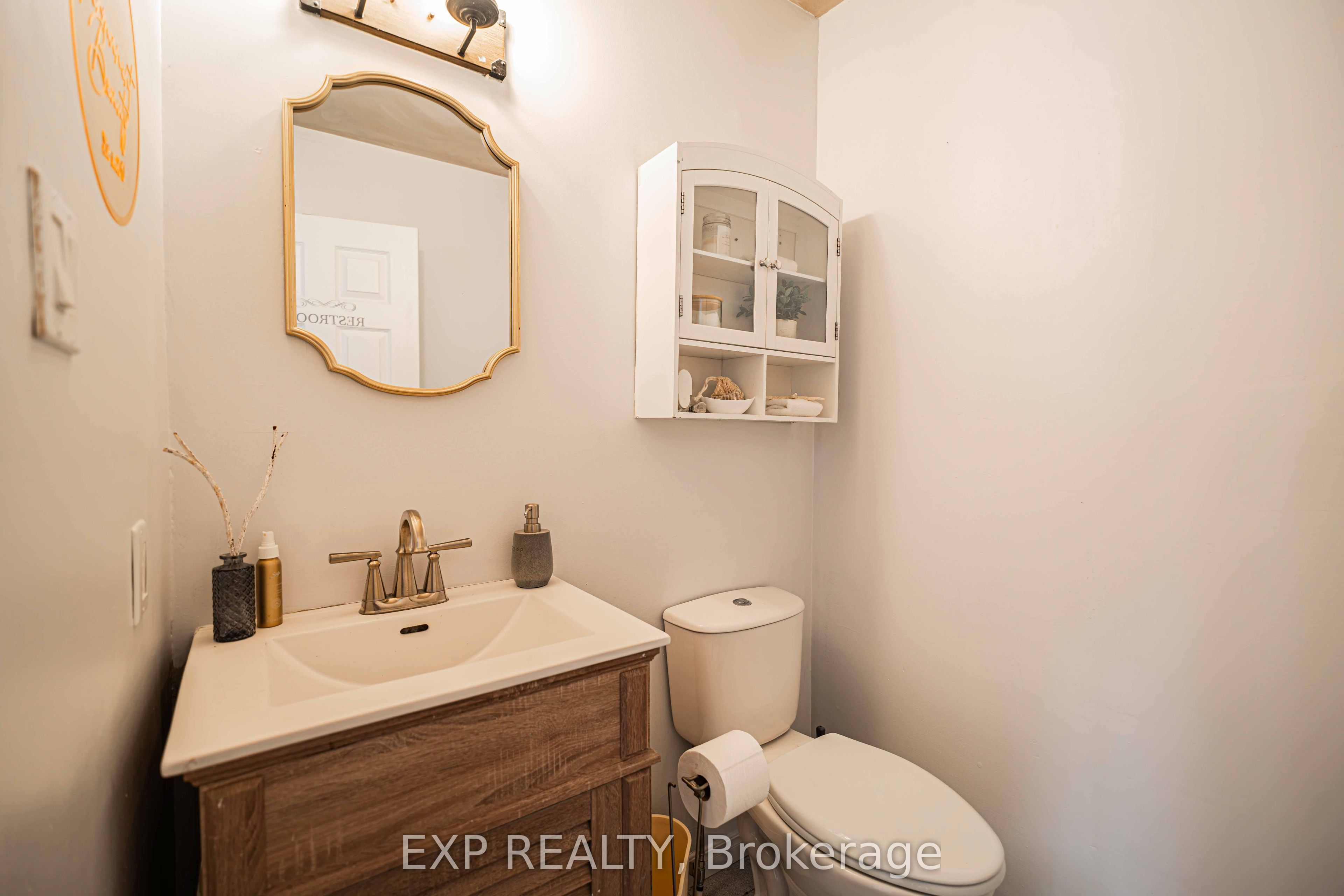 1950 Mapleridge Drive Property Photo 23
