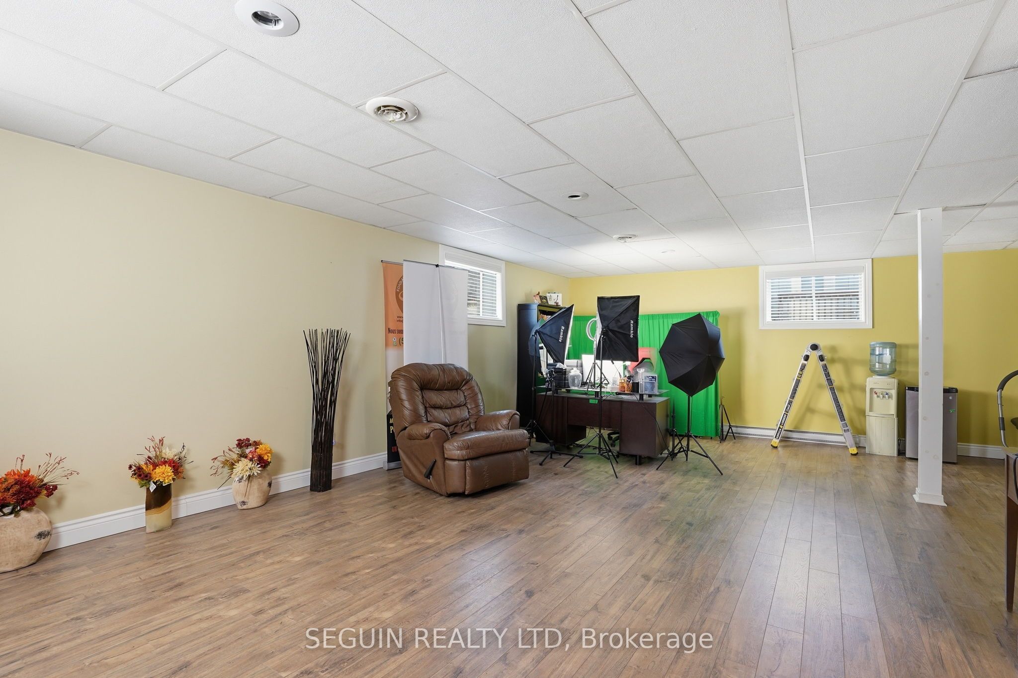 650 Berthiaume Street Property Photo 24