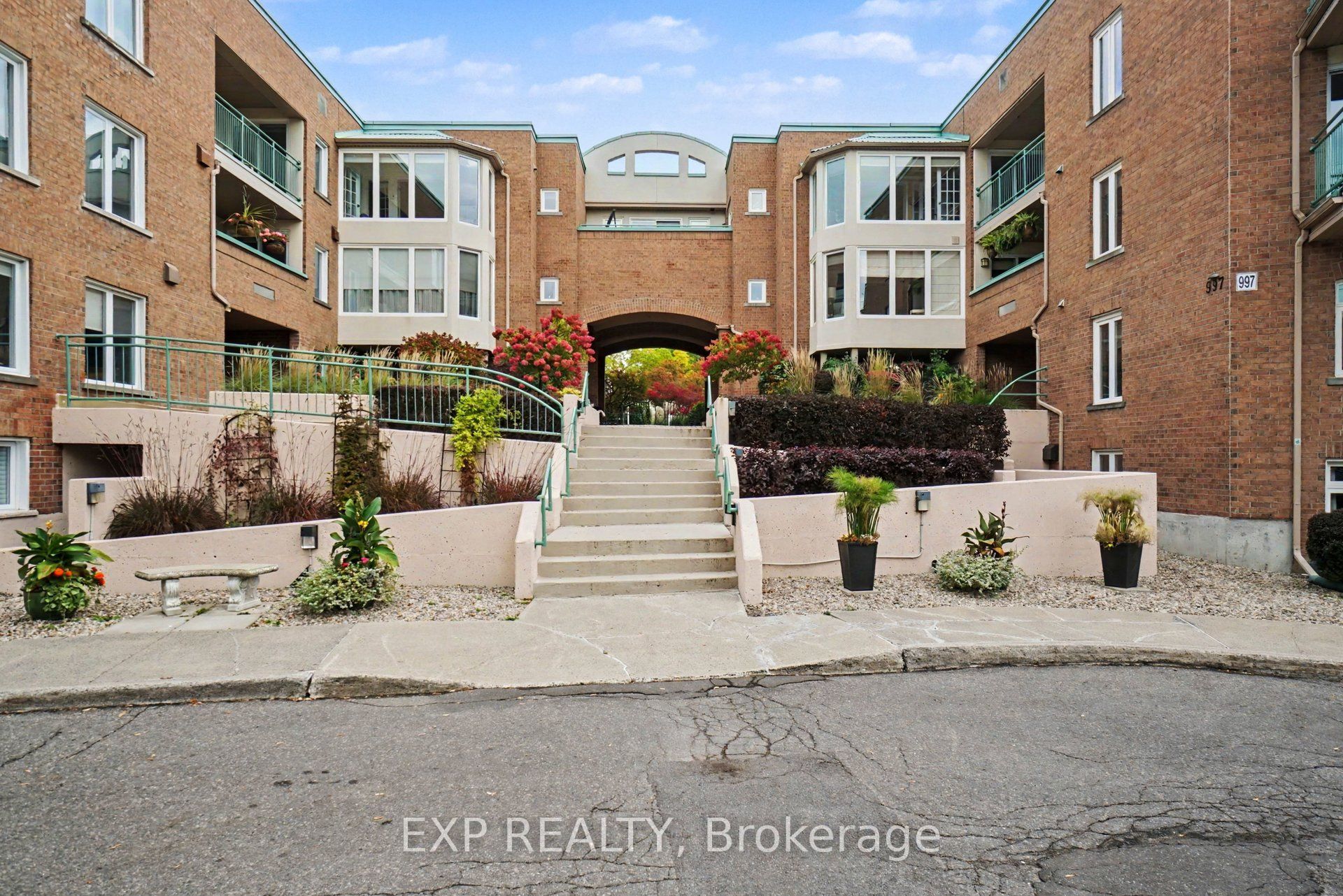 62 Donald Street 201A Property Photo 1