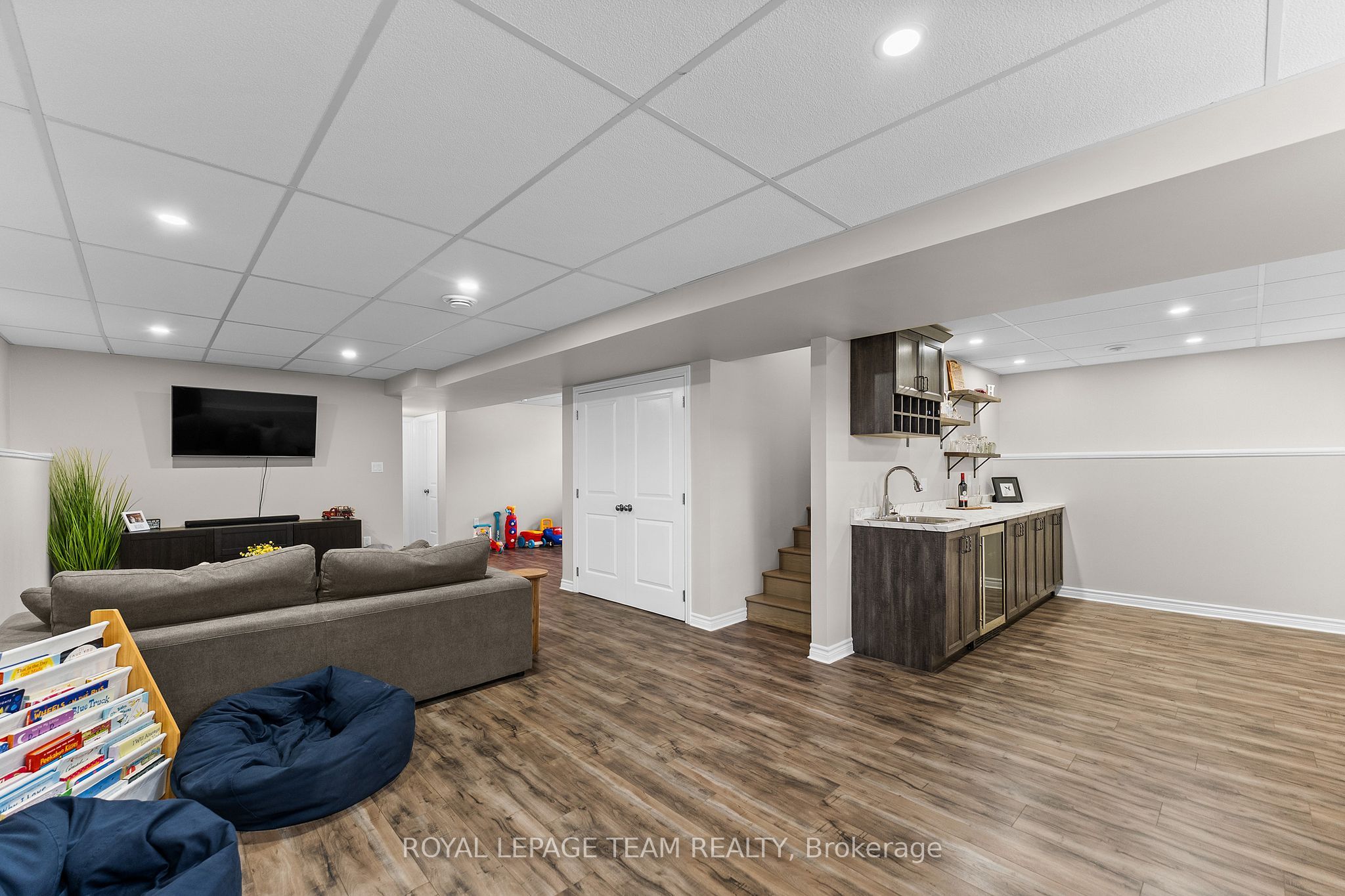 9 Terrance Drive Property Photo 19