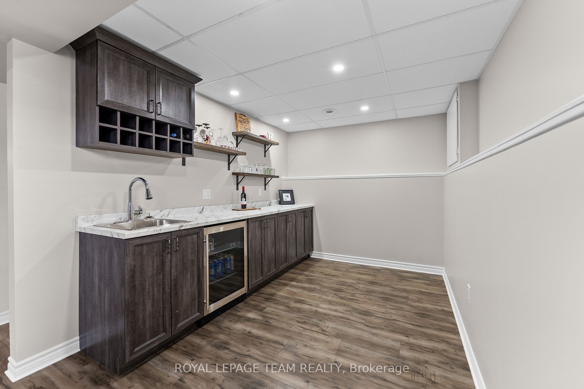 9 Terrance Drive Property Photo 23
