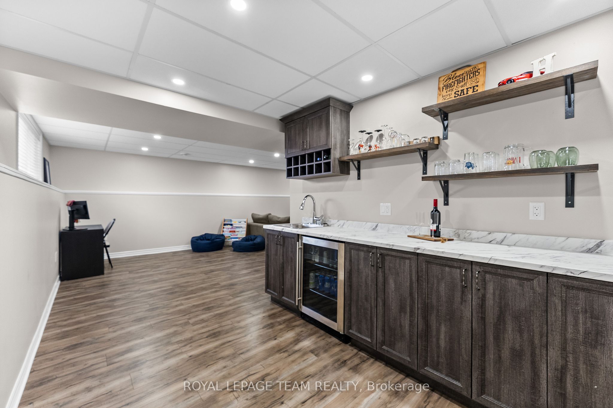 9 Terrance Drive Property Photo 24
