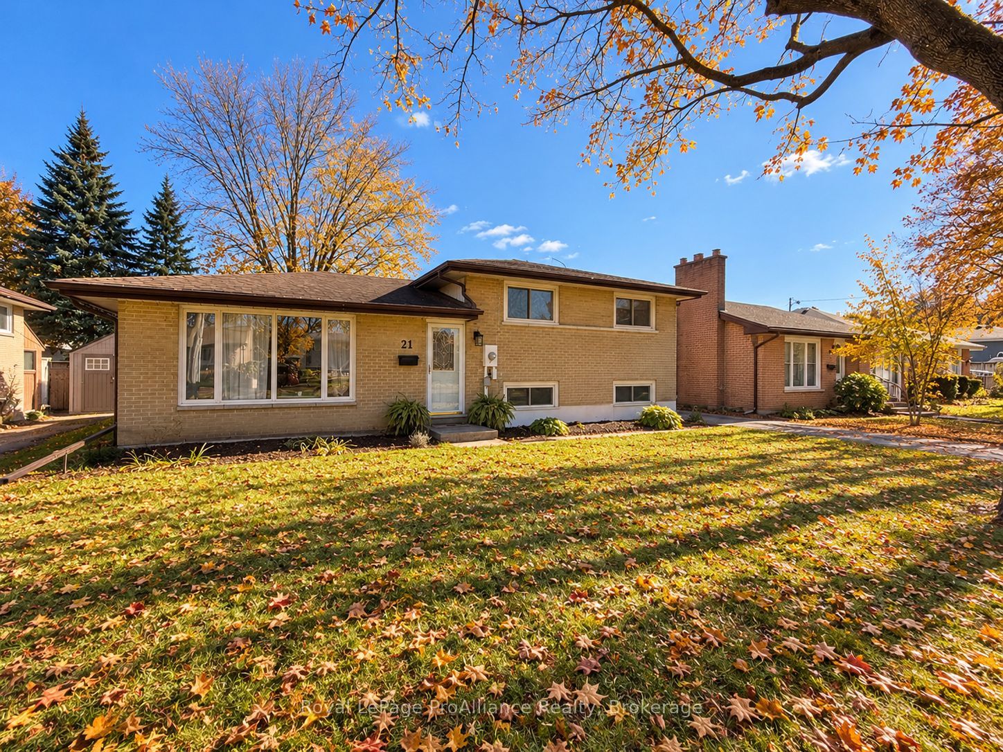 21 Lambert Drive Property Photo 1