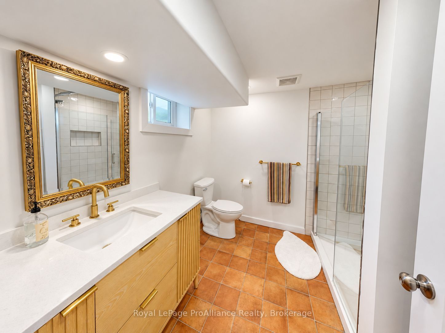 21 Lambert Drive Property Photo 23