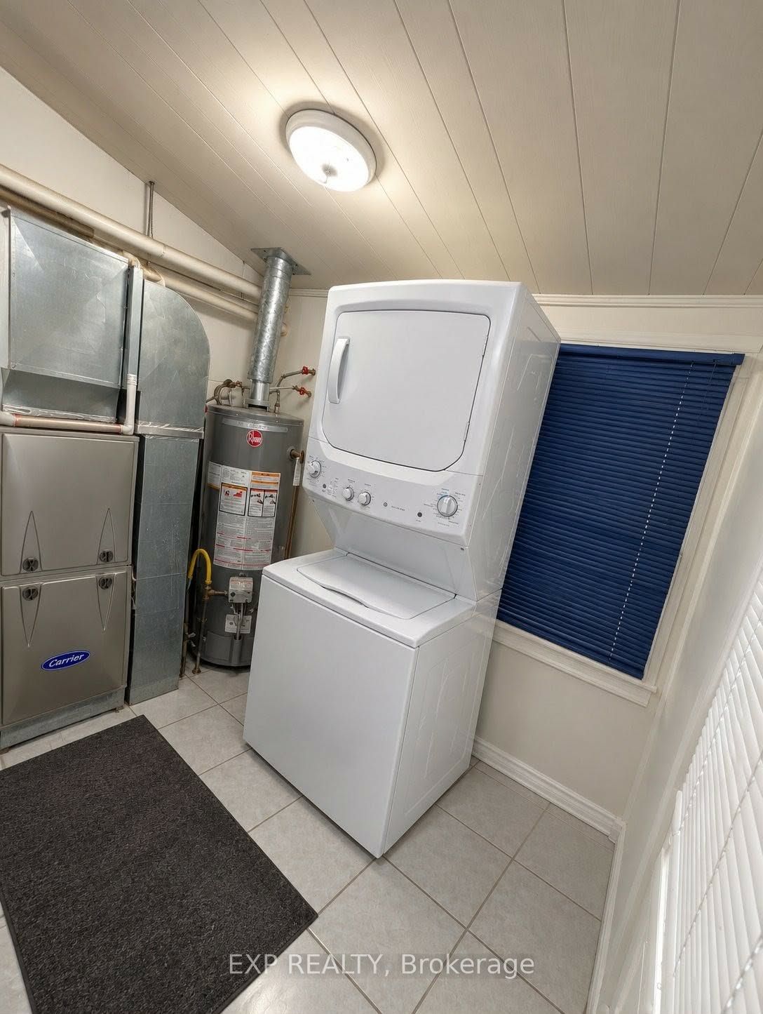 221 Henrietta Street N Property Photo 7