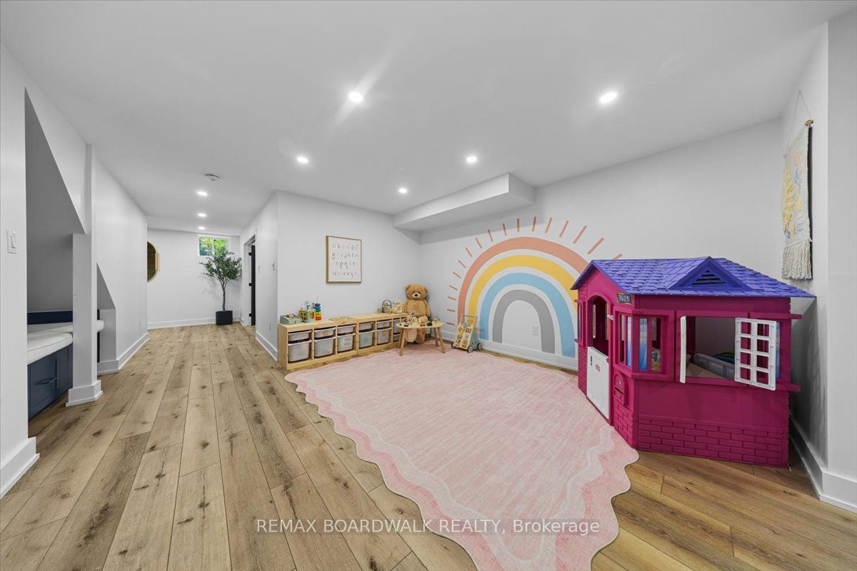 1424 Sherruby Way Property Photo 28