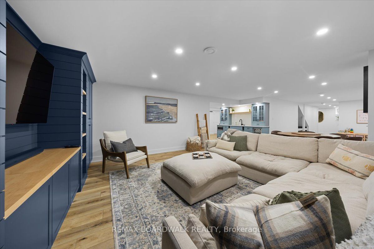 1424 Sherruby Way Property Photo 32