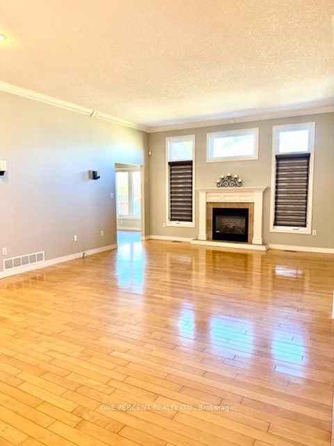 25 Falconridge Court Property Photo 2