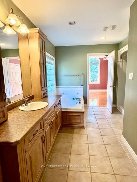 25 Falconridge Court Property Photo 8
